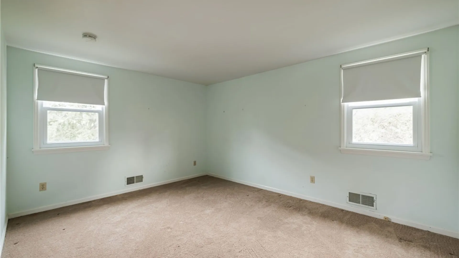 Property at 77 S Ridge Trl, Perinton, NY 14450 35