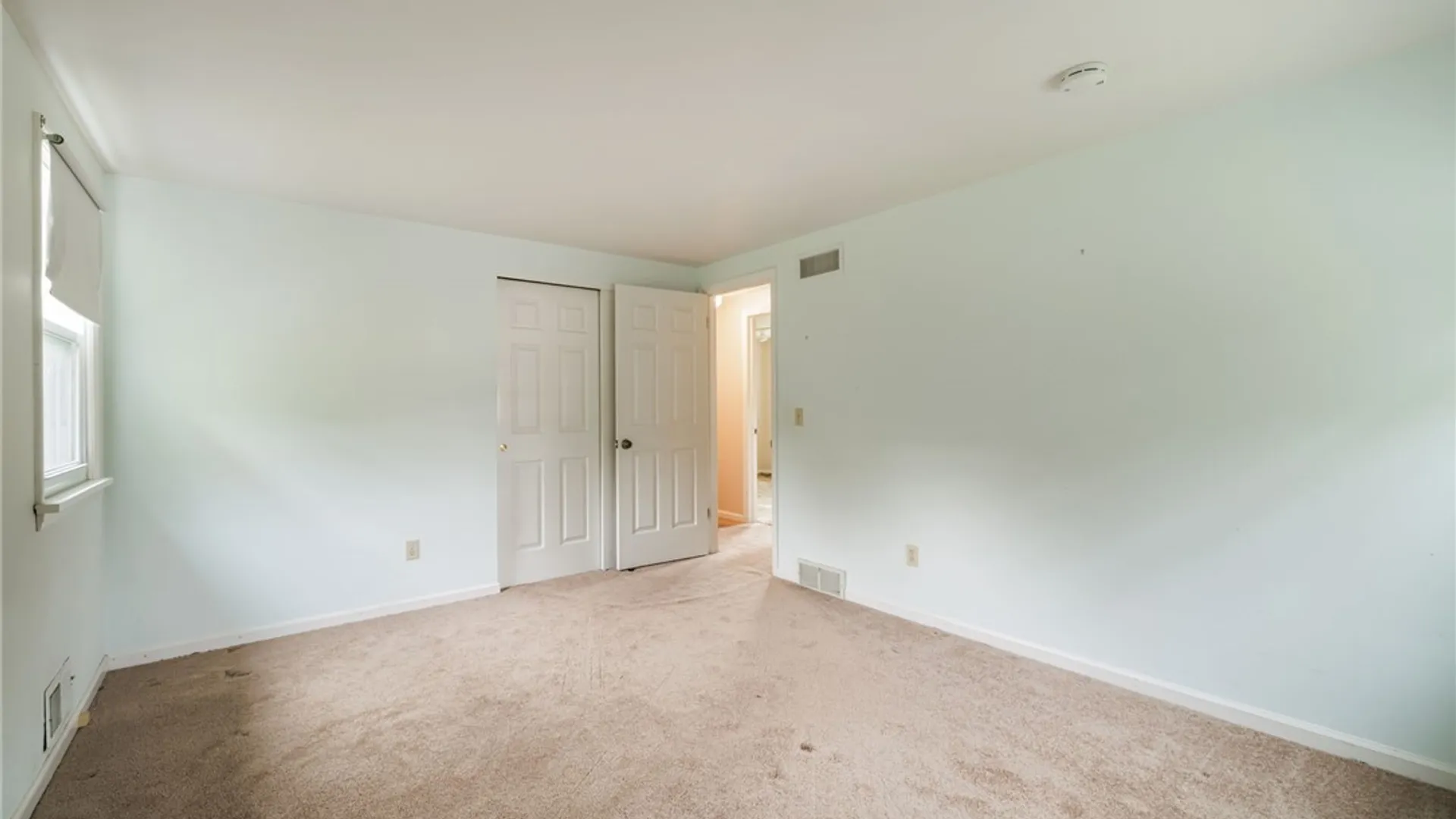 Property at 77 S Ridge Trl, Perinton, NY 14450 36