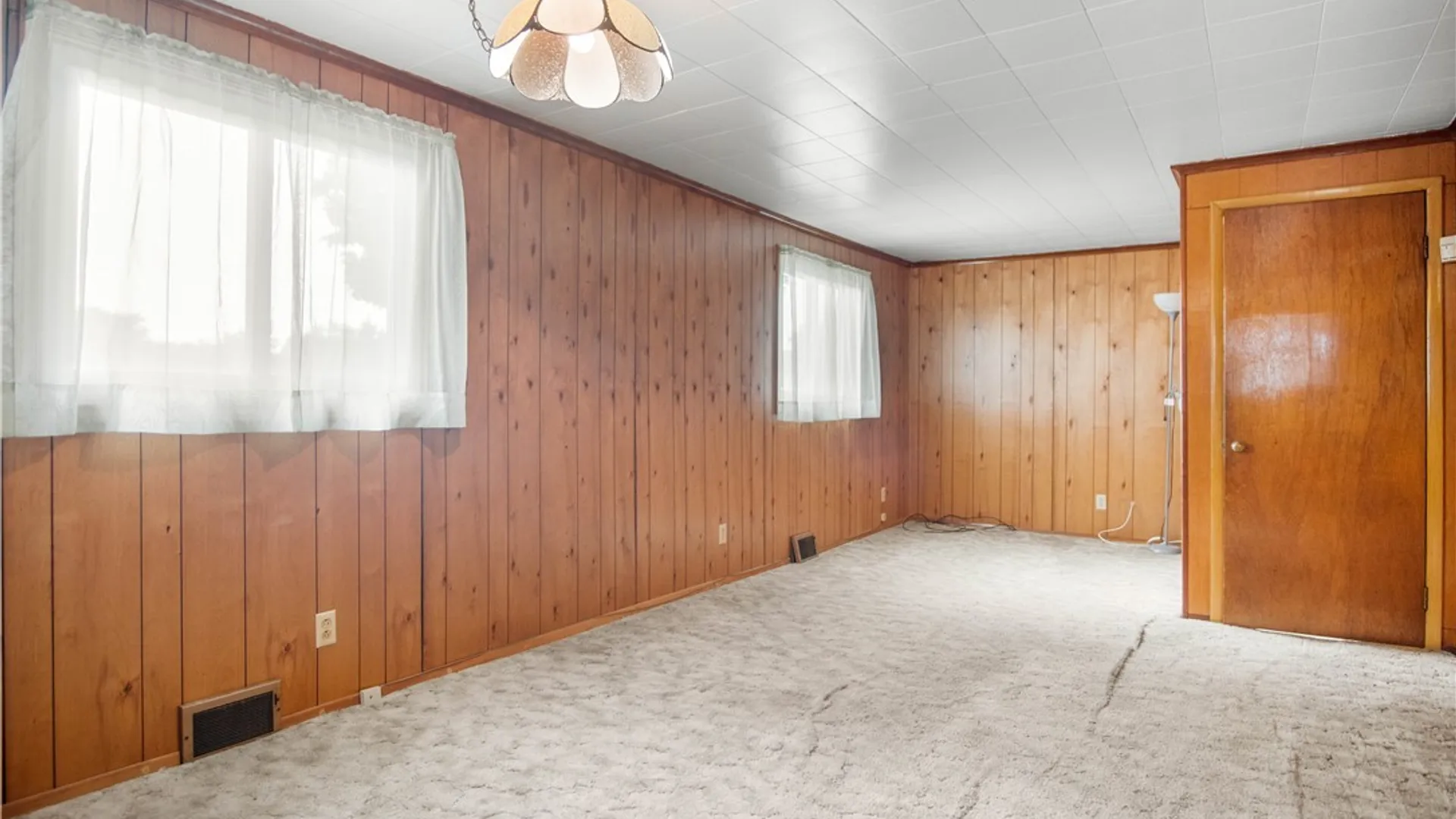 Property at 106 Colby Street, Cheektowaga, NY 14206 7