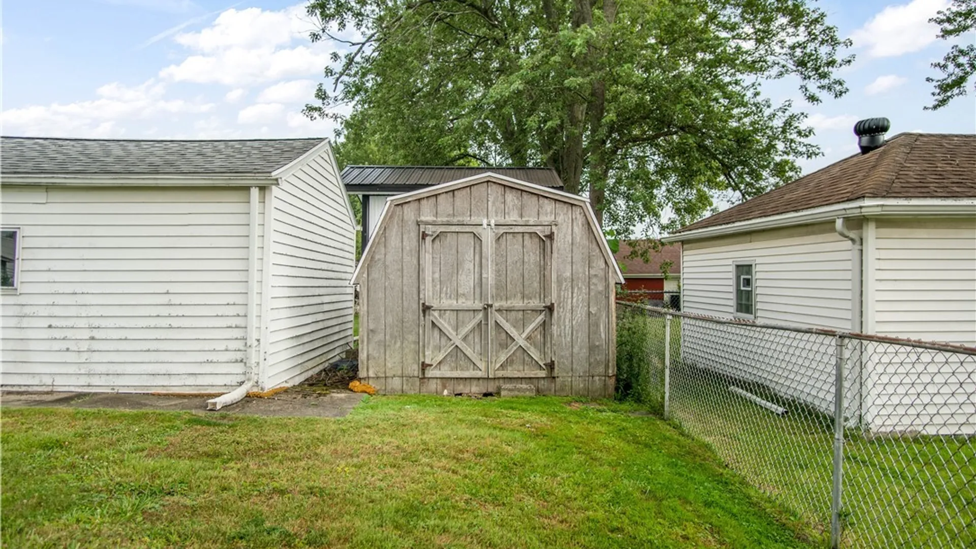 Property at 106 Colby Street, Cheektowaga, NY 14206 29
