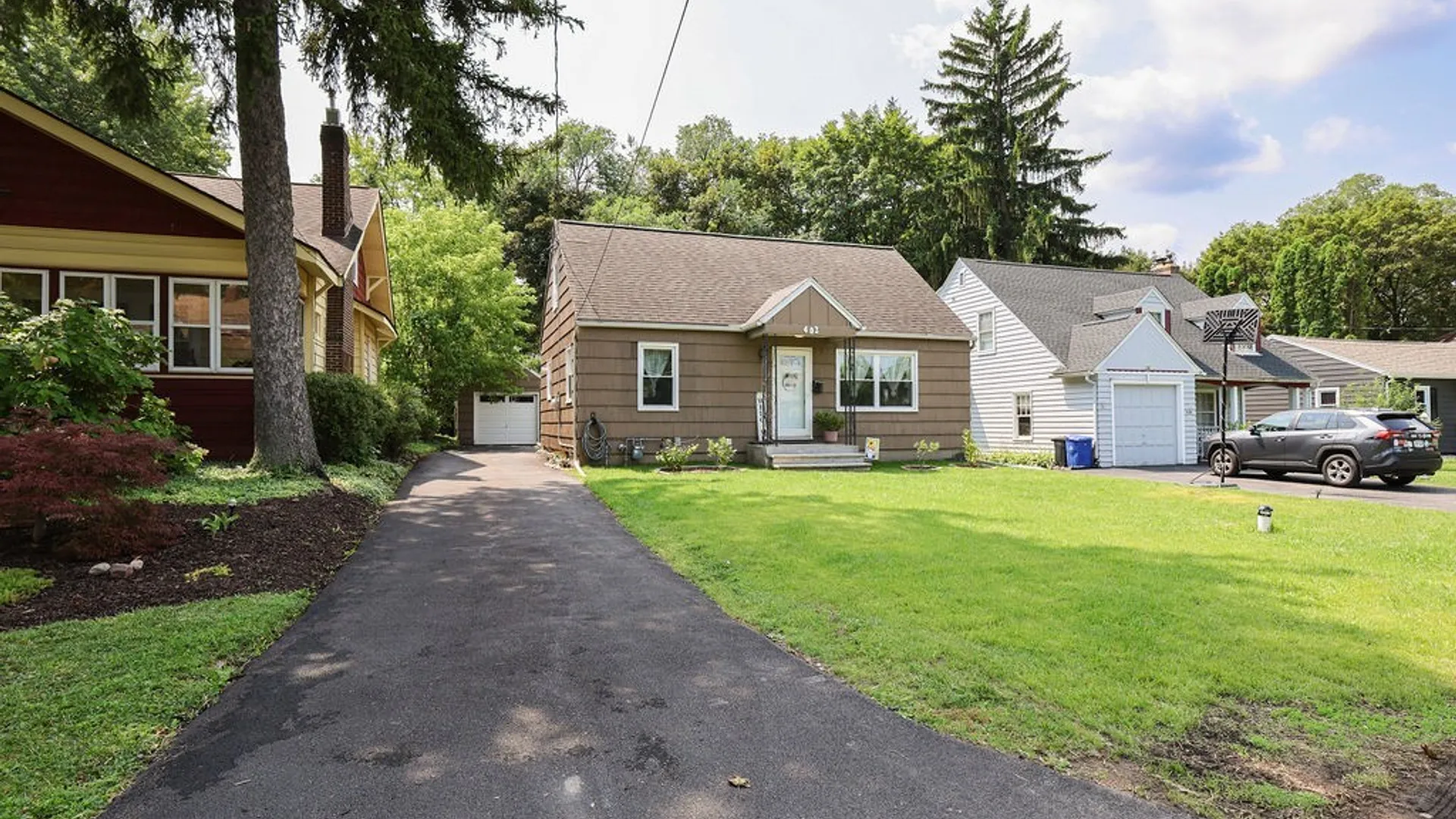 Property at 402 Radcliffe Road, DeWitt, NY 13214 2