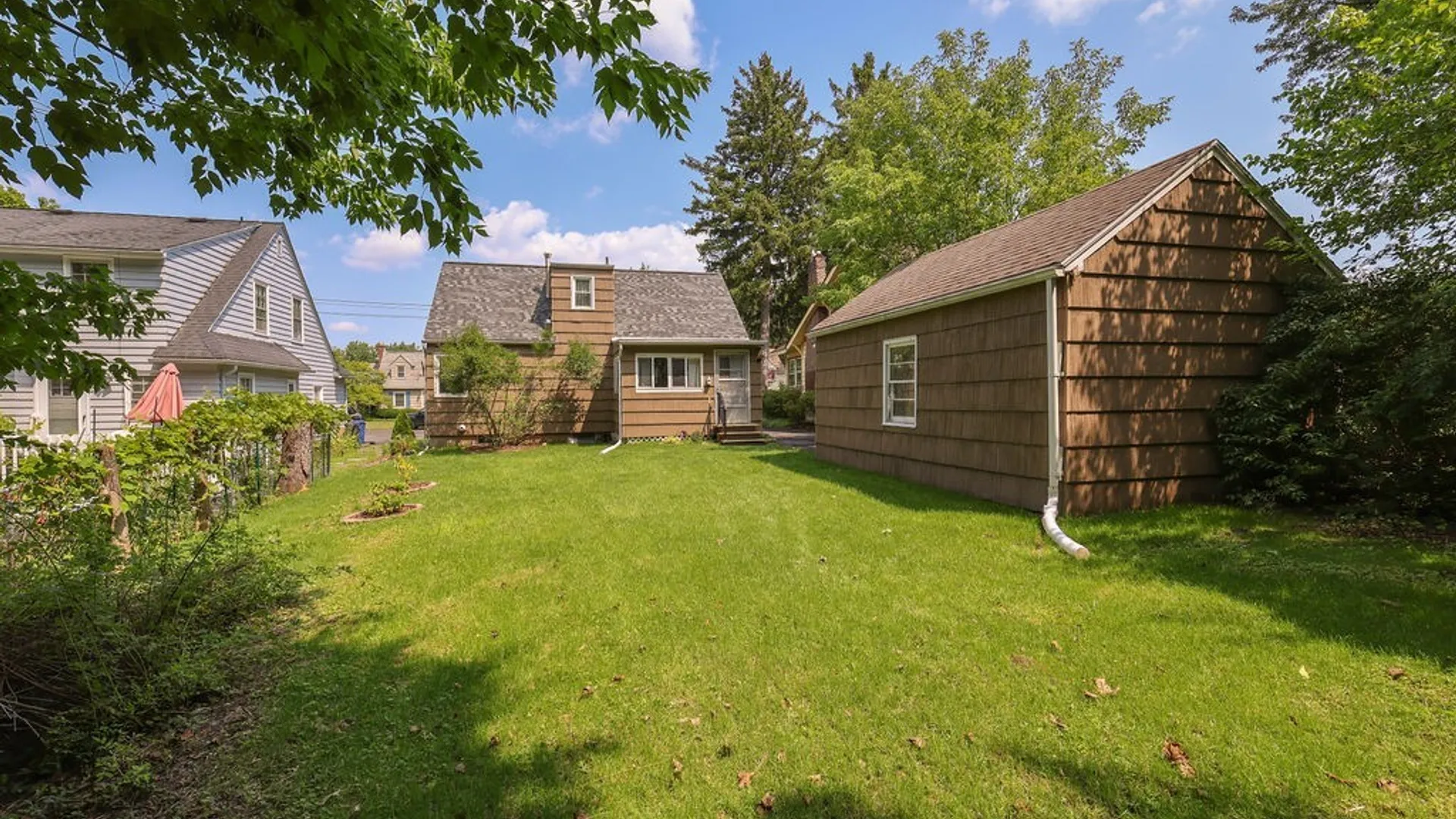 Property at 402 Radcliffe Road, DeWitt, NY 13214 7