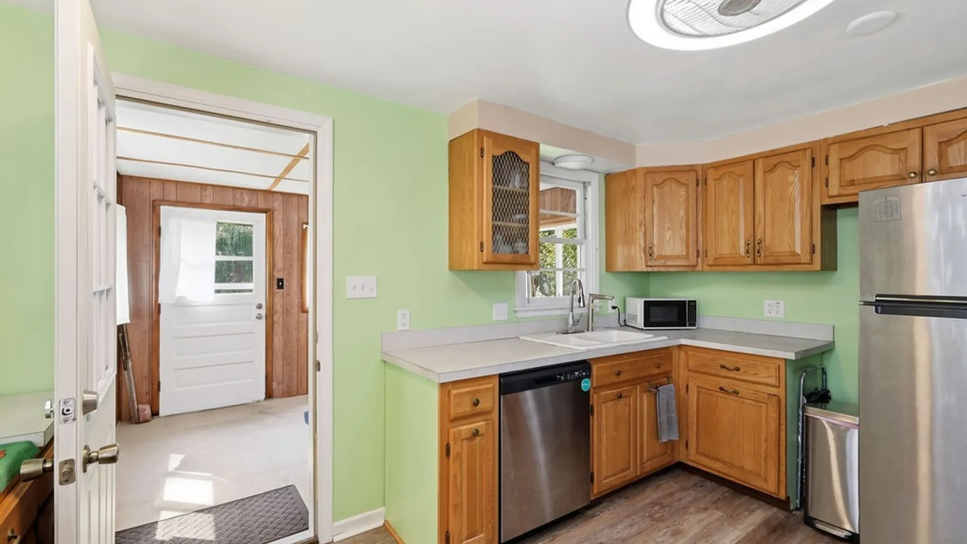 Property at 402 Radcliffe Road, DeWitt, NY 13214 21