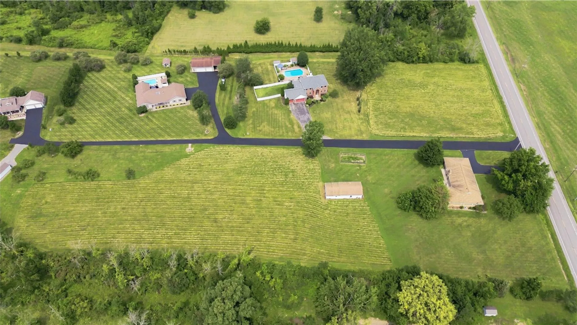 Property at 1005 Manitou Road, Parma, NY 14468 3