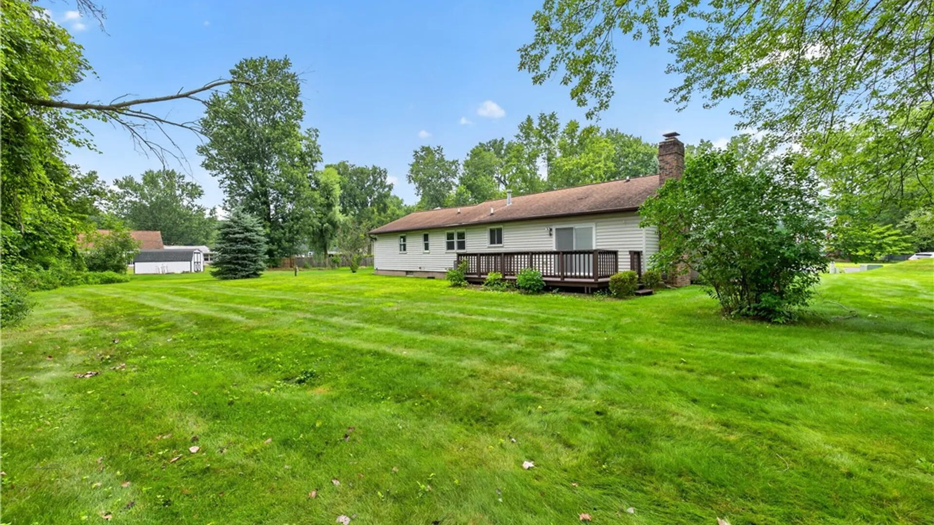 Property at 1009 Staci Lane, Webster, NY 14580 4