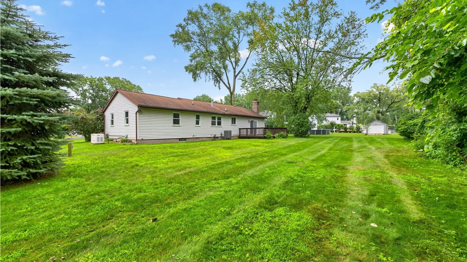 Property at 1009 Staci Lane, Webster, NY 14580 5
