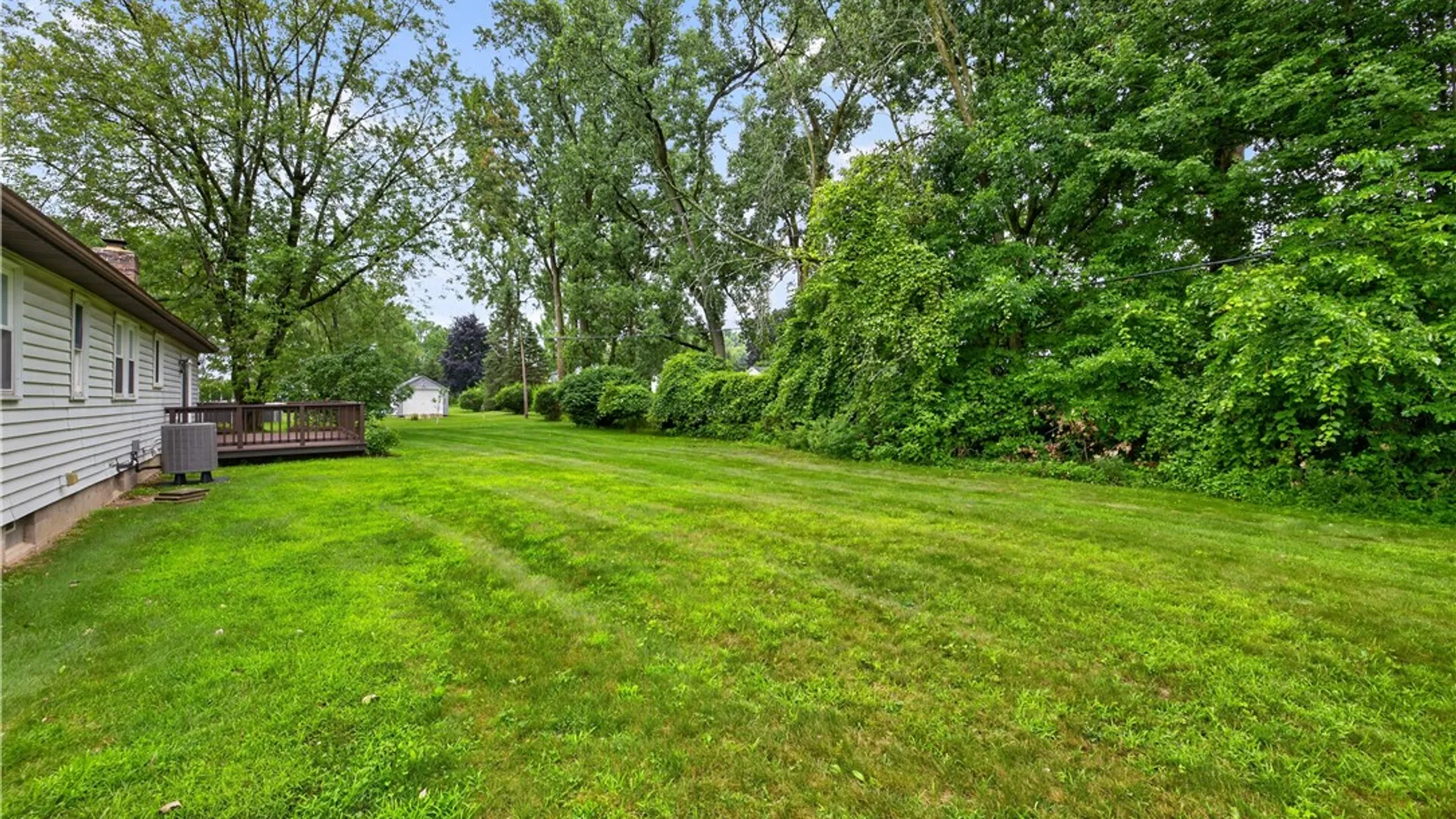 Property at 1009 Staci Lane, Webster, NY 14580 6