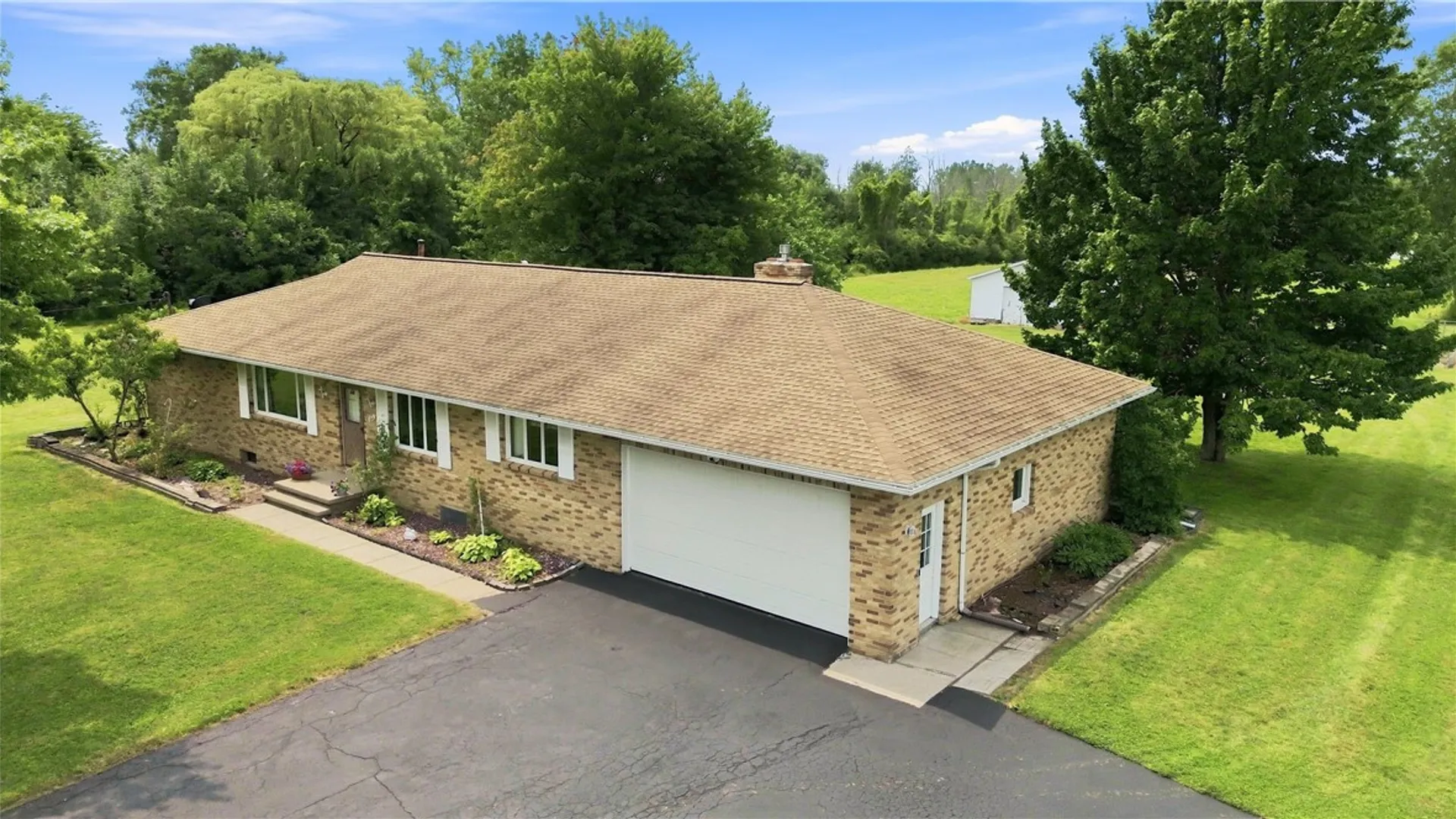 Property at 1029 Manitou Road, Parma, NY 14468 5