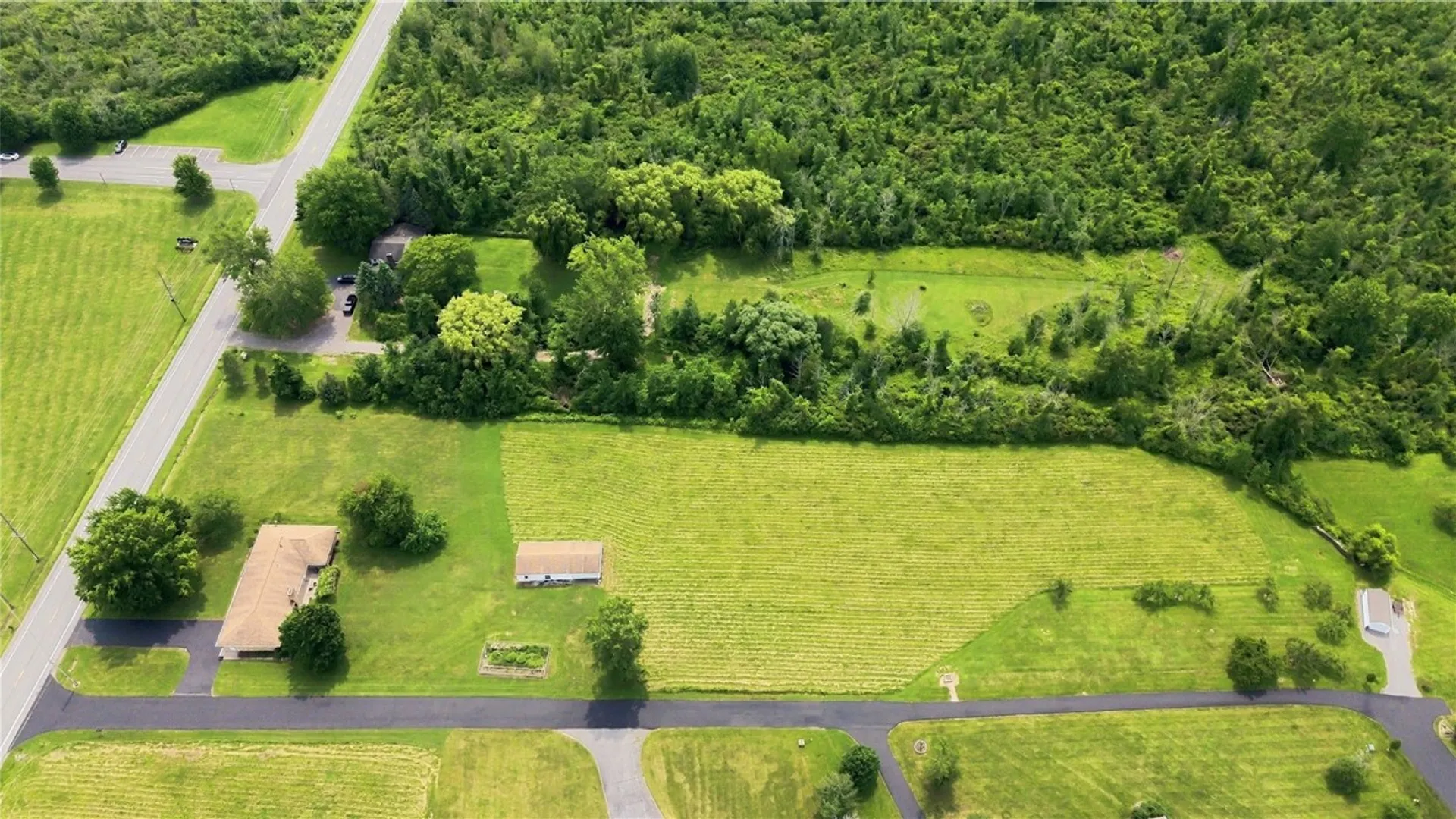 Property at 1029 Manitou Road, Parma, NY 14468 47