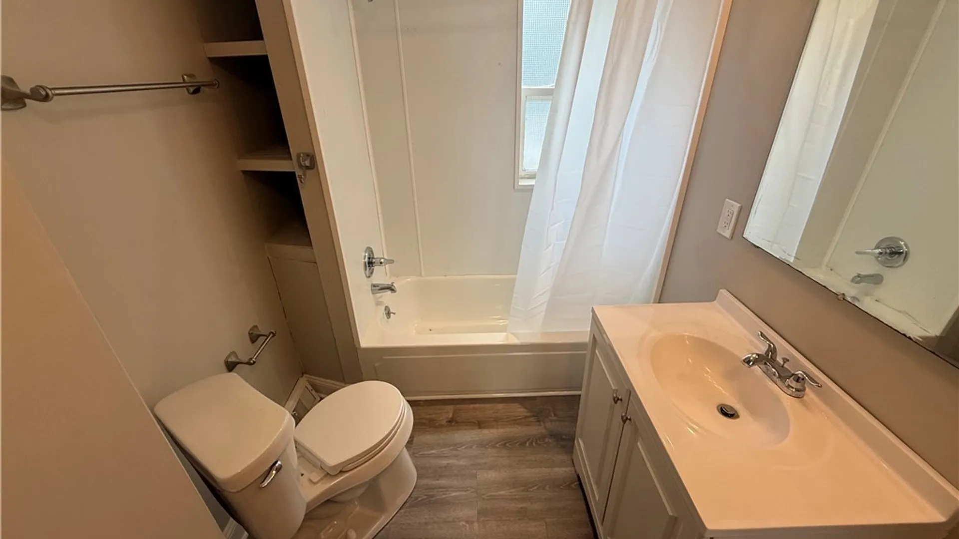 Property at 2722 Monroe Avenue, Niagara Falls, NY 14303 14