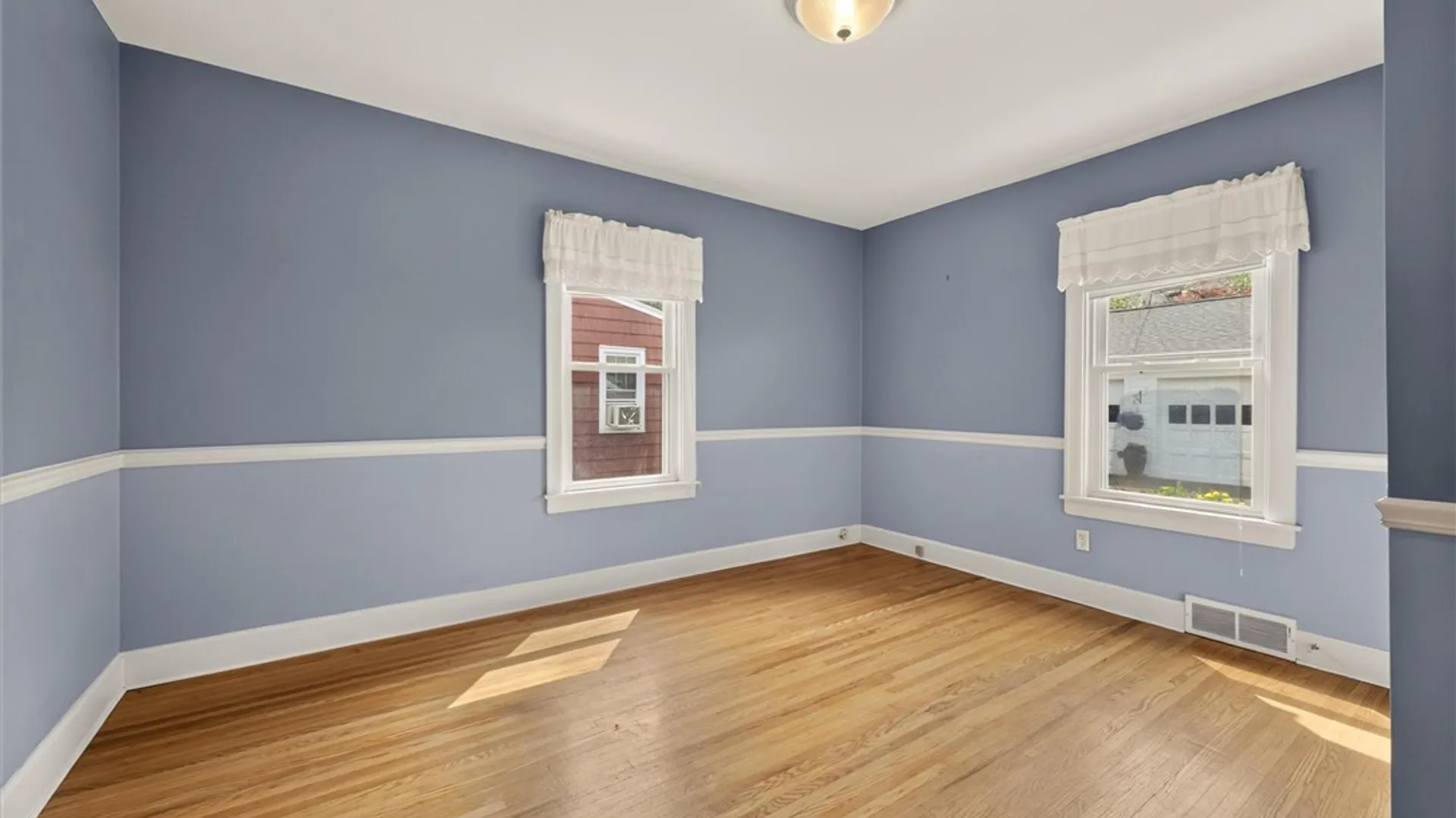 Property at 195 Winstead Road, Rochester, NY 14609 13