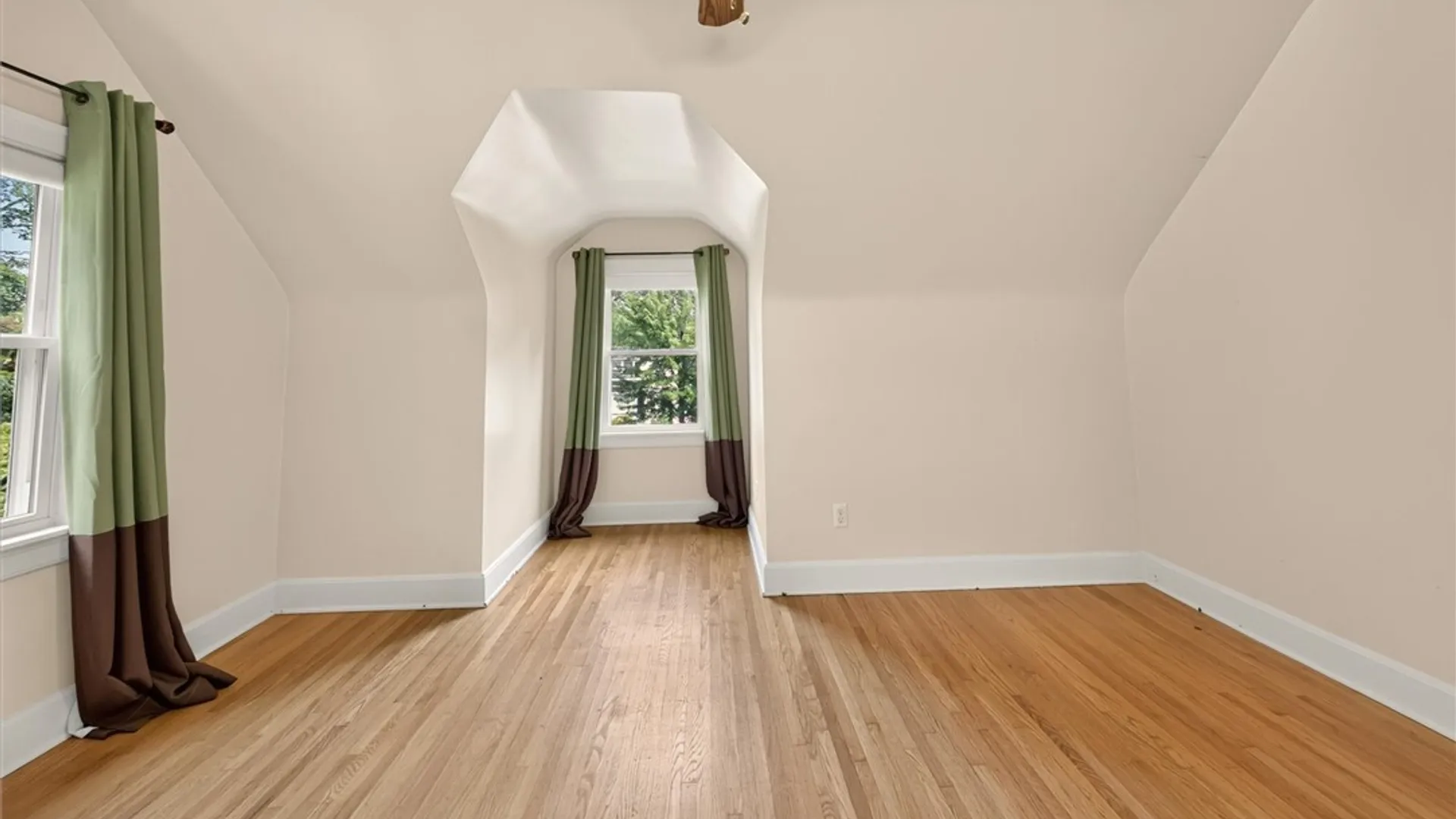 Property at 195 Winstead Road, Rochester, NY 14609 21