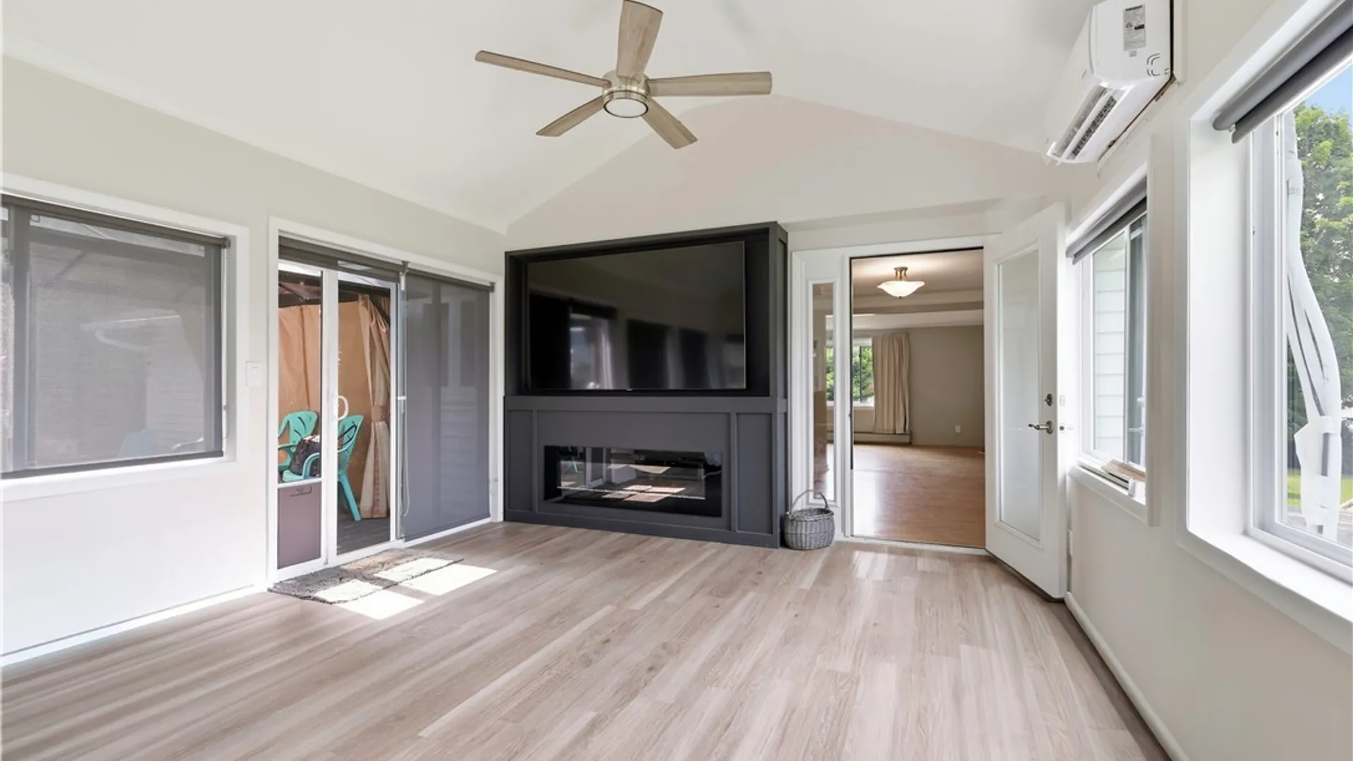 Property at 103 Oakridge Circle, Geddes, NY 13209 17