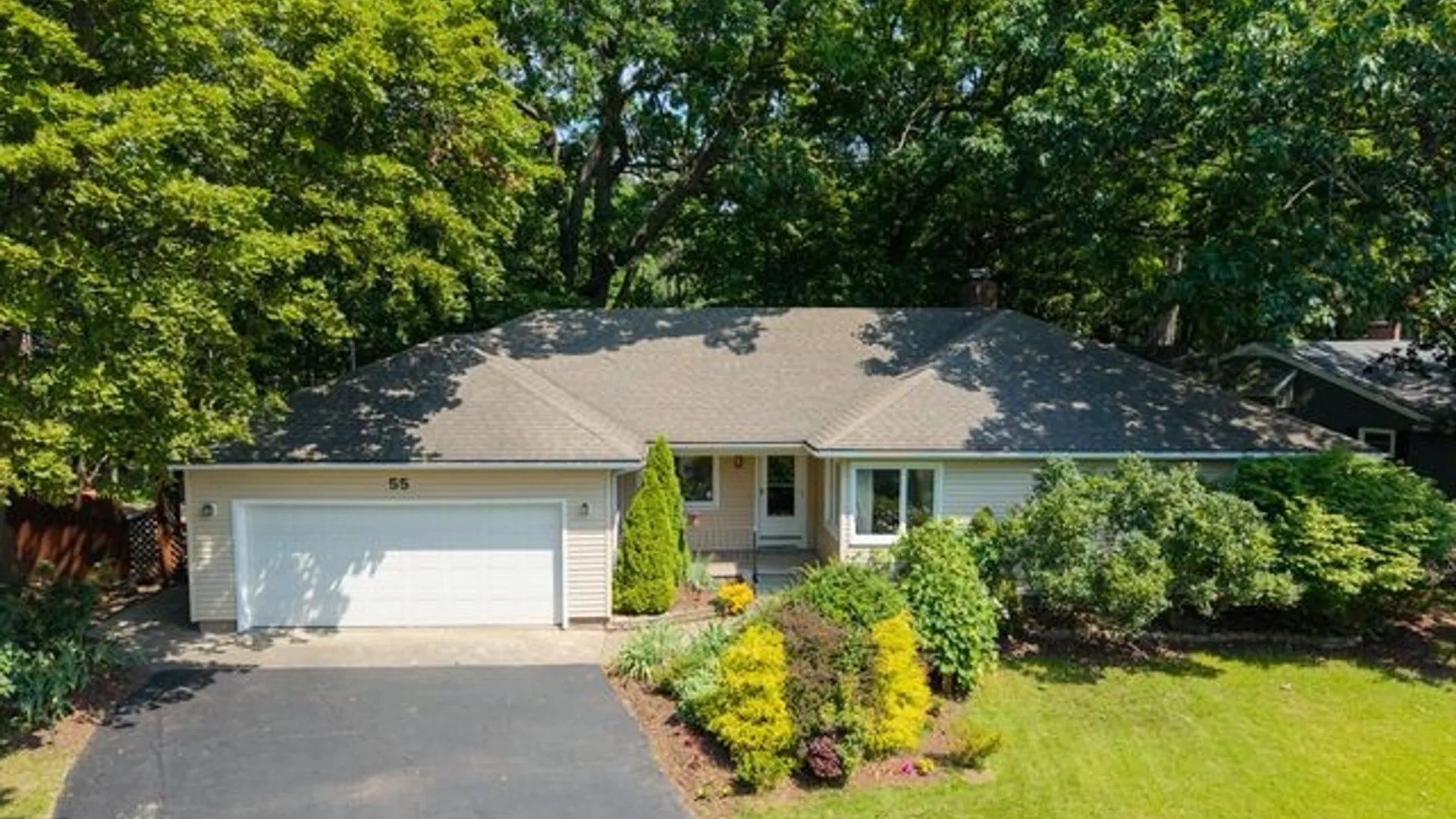 Property at 55 Briar Lane, Irondequoit, NY 14622 2