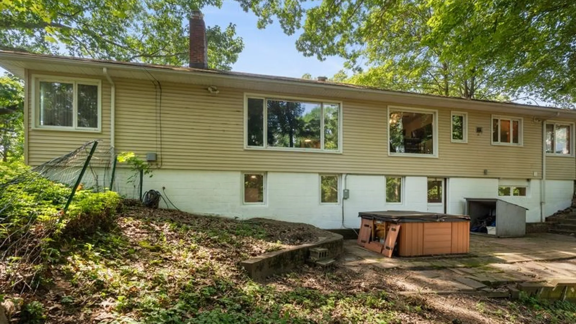 Property at 55 Briar Lane, Irondequoit, NY 14622 7