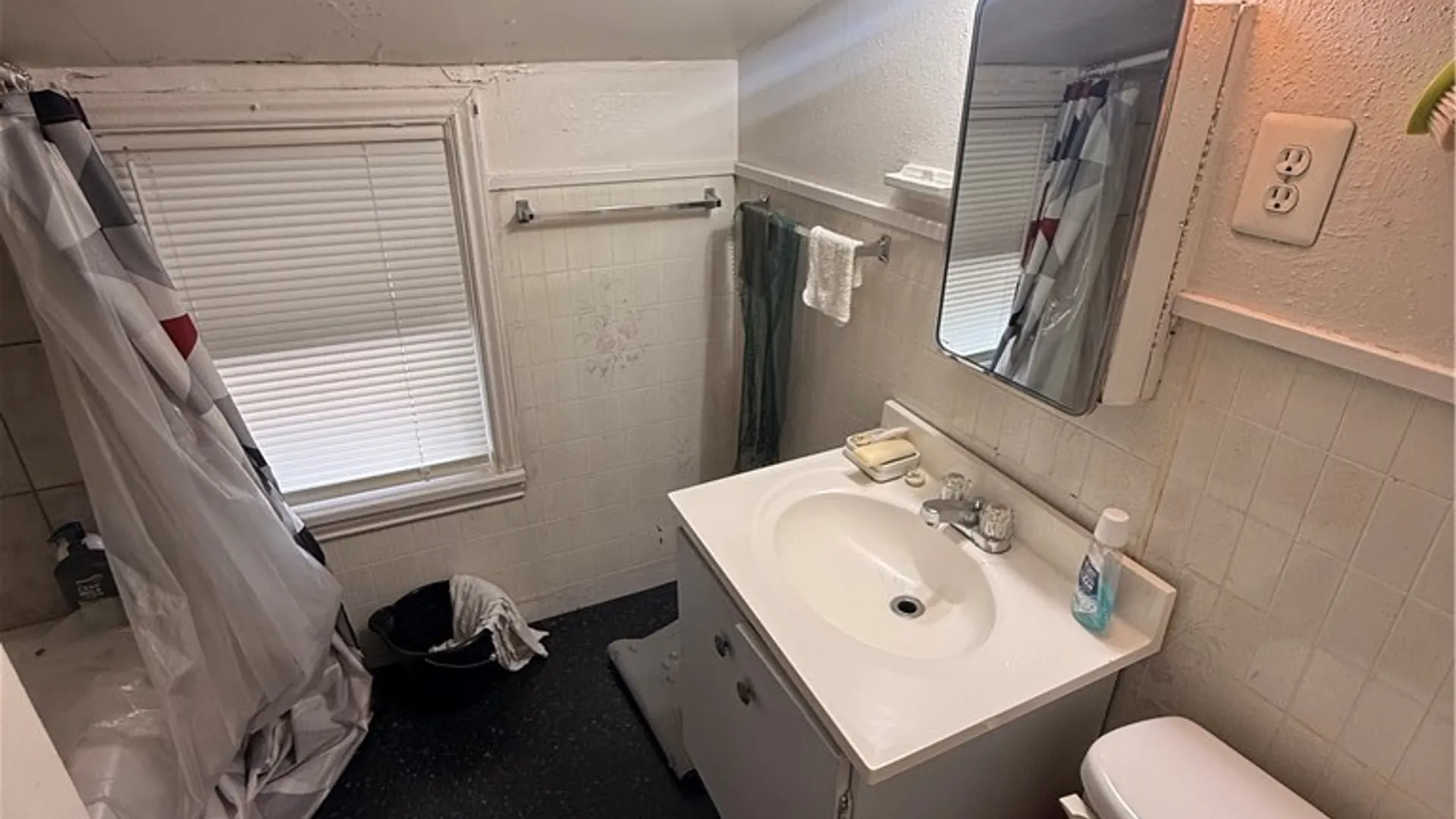 Property at 16 Manchester Street, Rochester, NY 14621 8