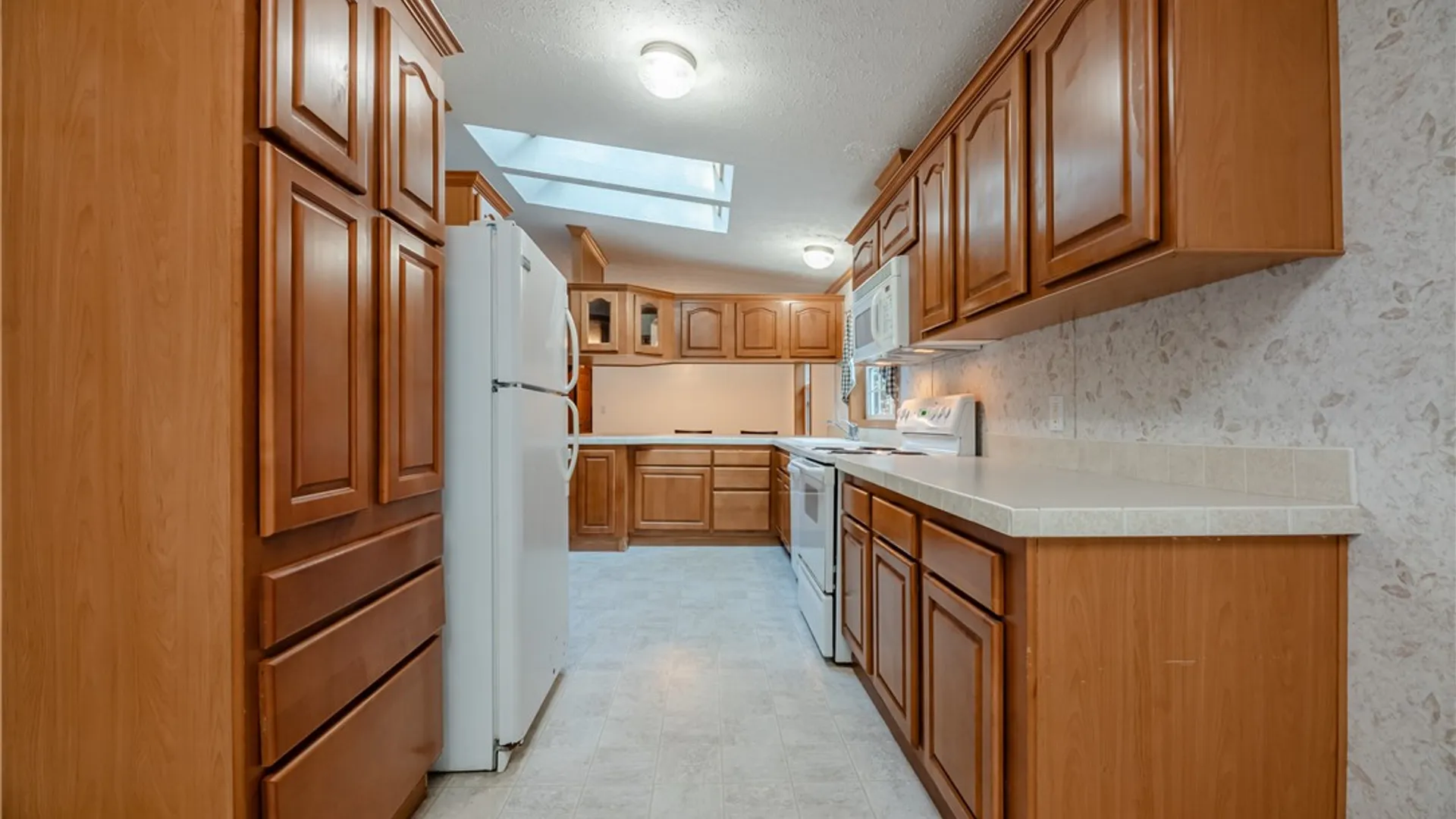 Property at 6290 Stillmeadow Way, Williamson, NY 14589 17