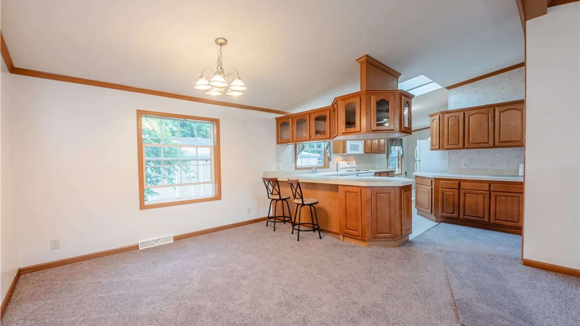 Property at 6290 Stillmeadow Way, Williamson, NY 14589 9