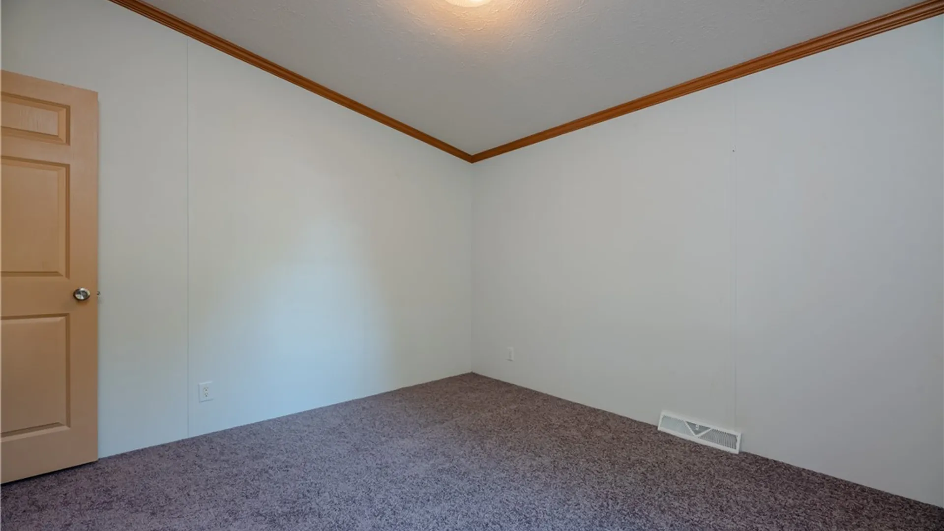Property at 6290 Stillmeadow Way, Williamson, NY 14589 33