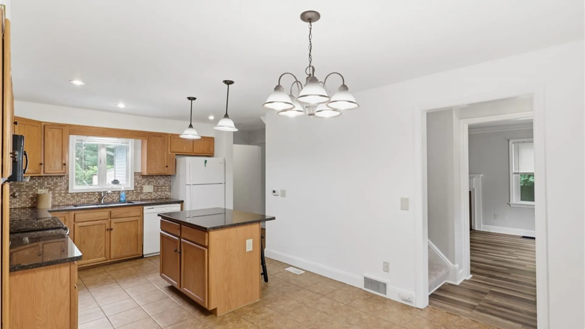 Property at 21 Fairlea Drive, Irondequoit, NY 14622 11