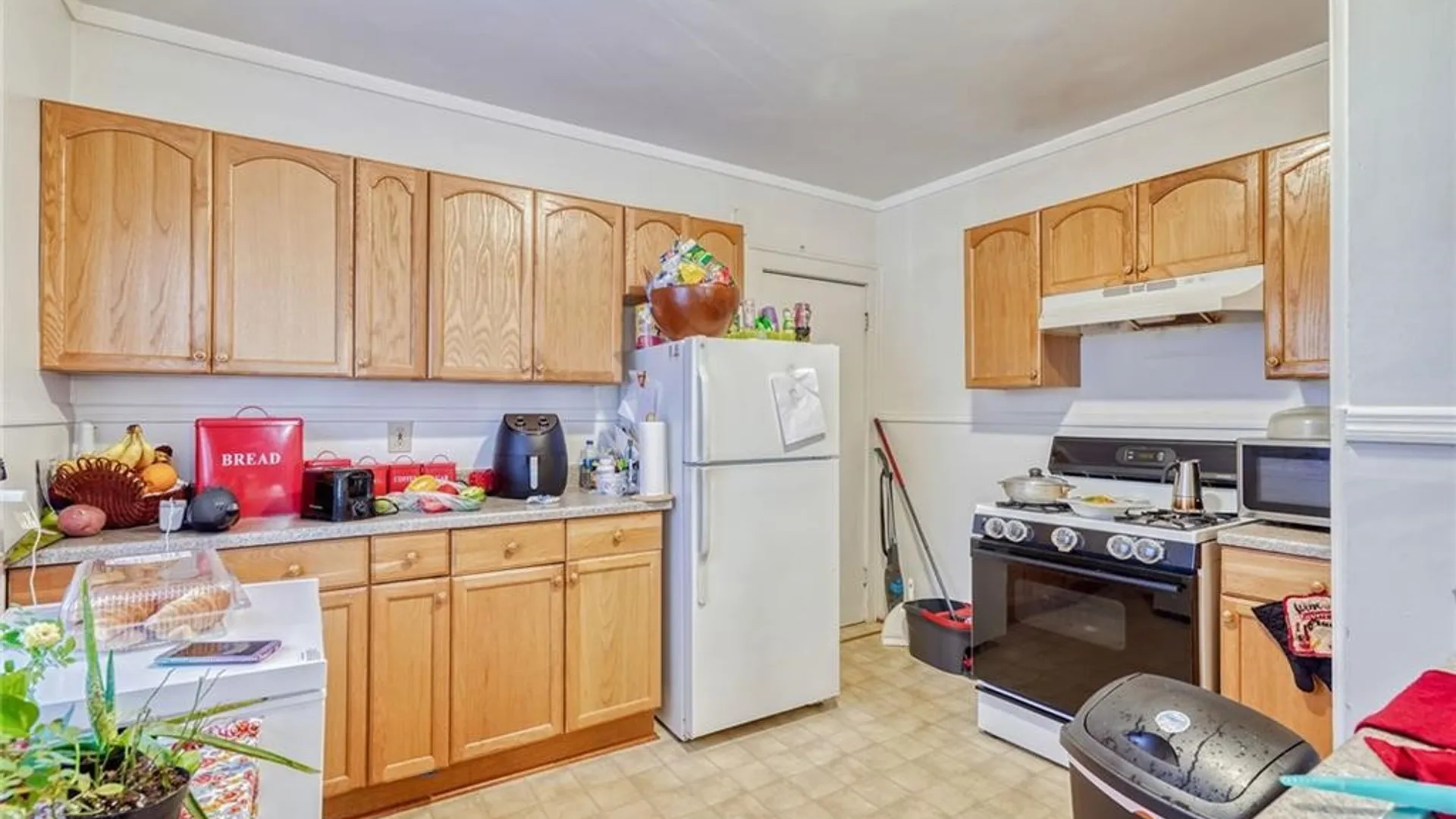 Property at 596-598 Clay Avenue, Rochester, NY 14613 38
