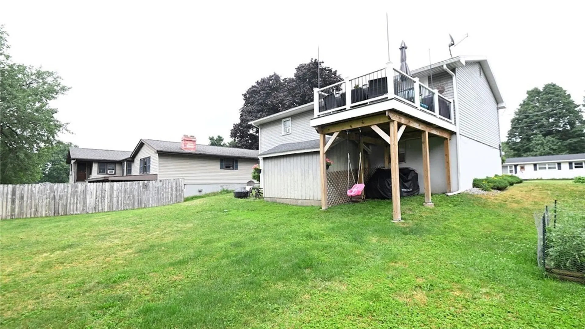 Property at 30 Royal Brook Lane, New Hartford, NY 13417 6