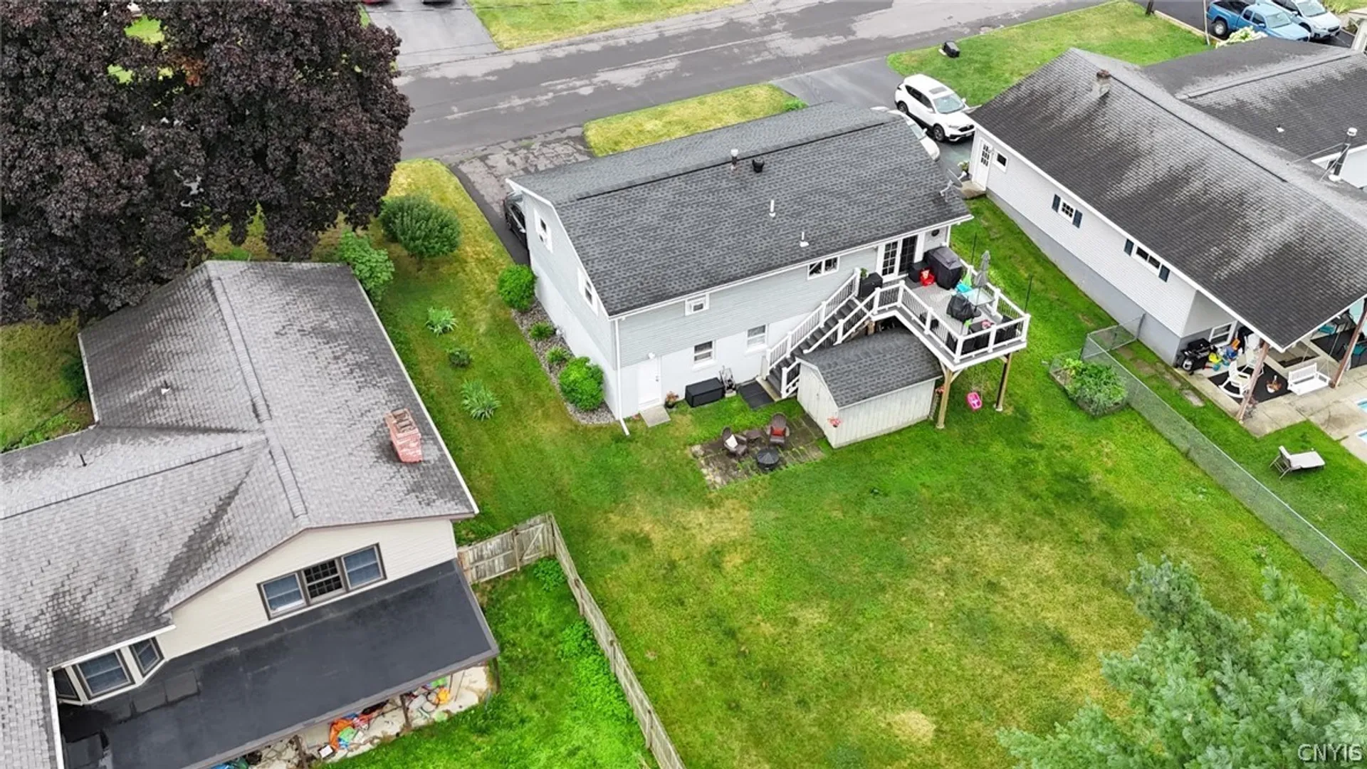 Property at 30 Royal Brook Lane, New Hartford, NY 13417 11