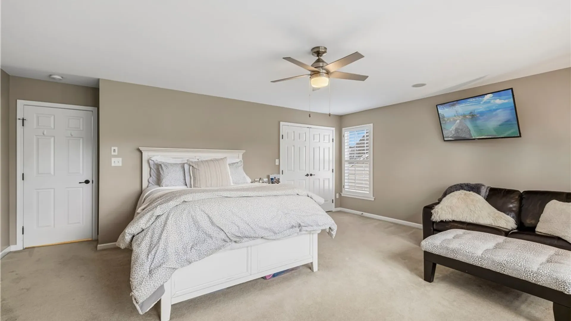 Property at 13 Greenside Drive, Grand Island, NY 14072 29