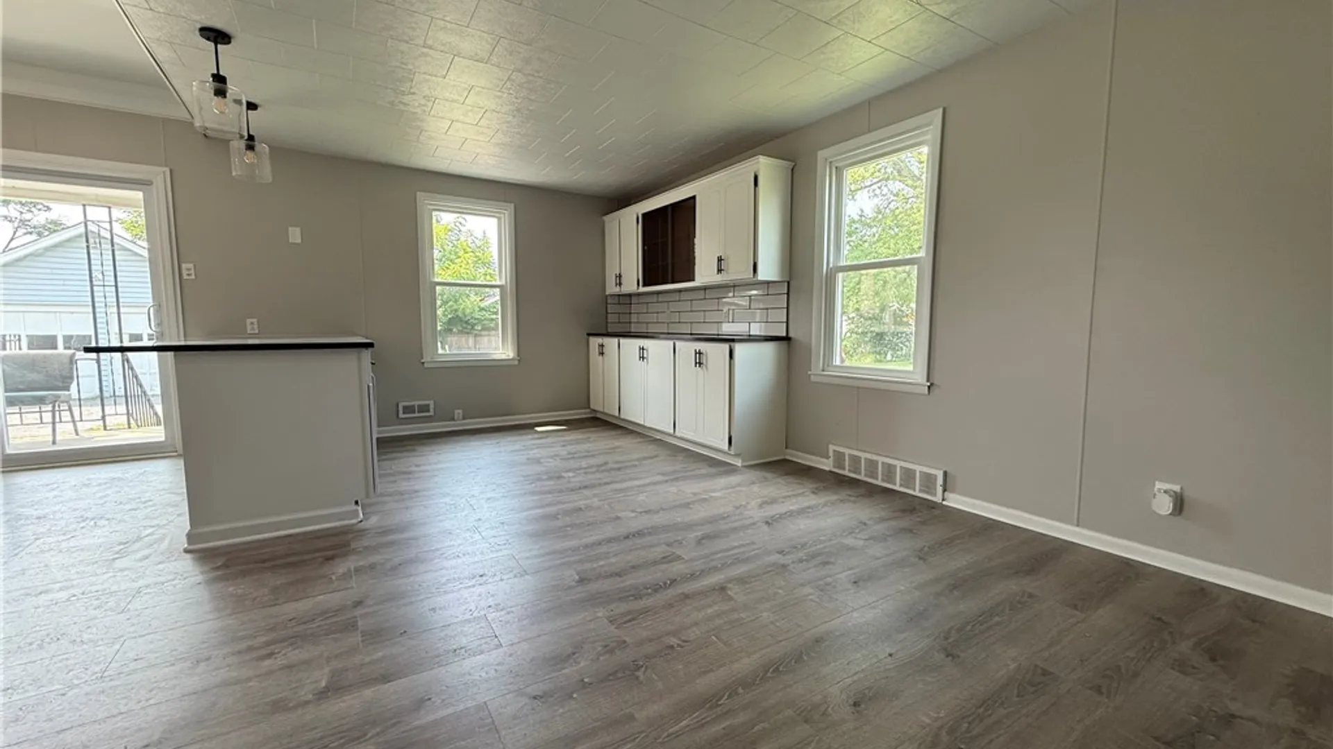 Property at 216 79th Street, Niagara Falls, NY 14304 11