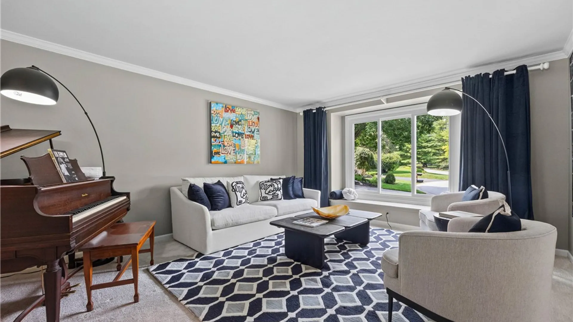 Property at 7 Touraine Court, Pittsford, NY 14534 9