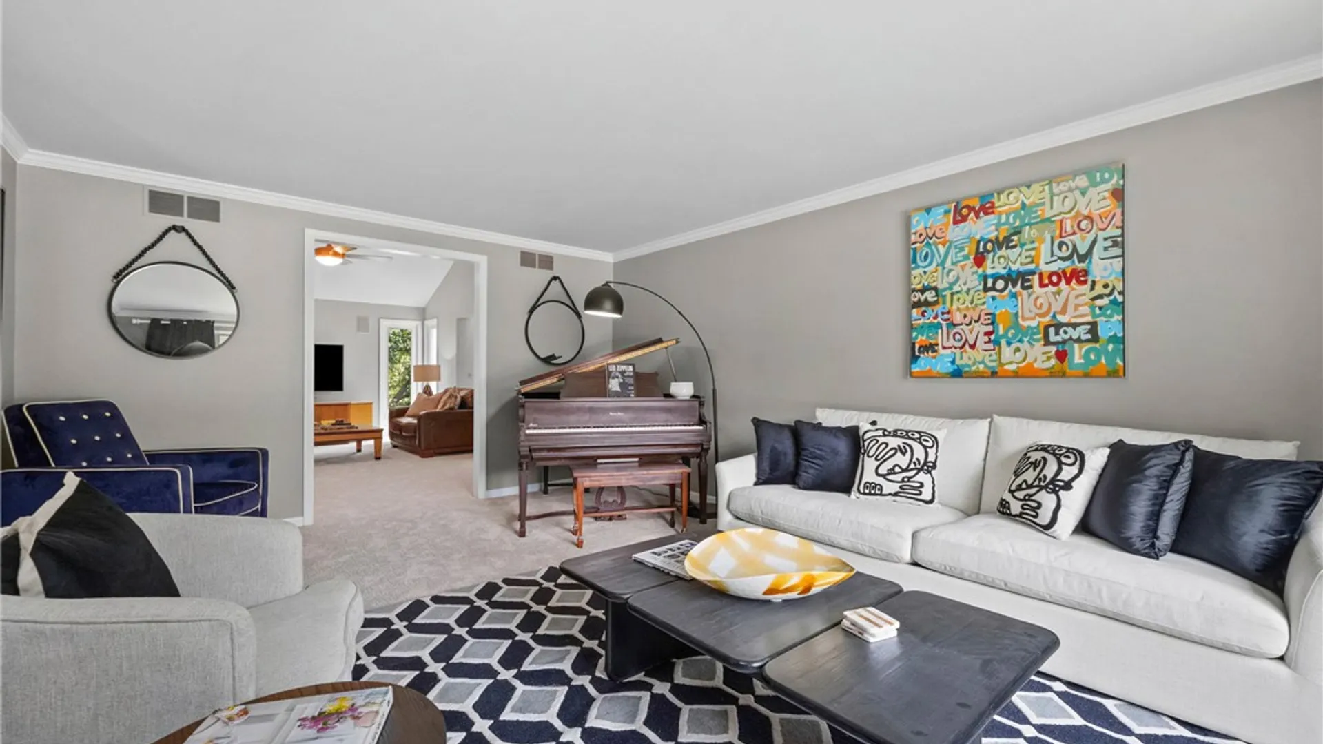 Property at 7 Touraine Court, Pittsford, NY 14534 10