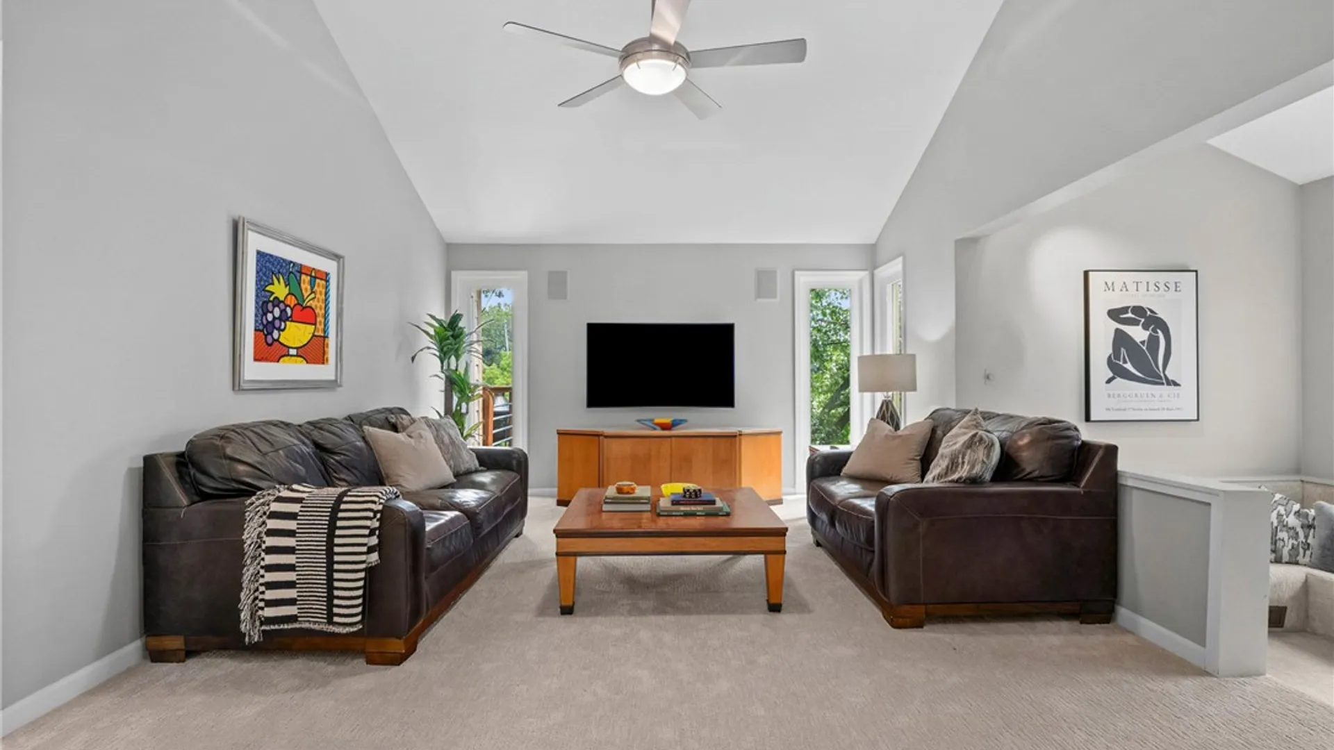 Property at 7 Touraine Court, Pittsford, NY 14534 13