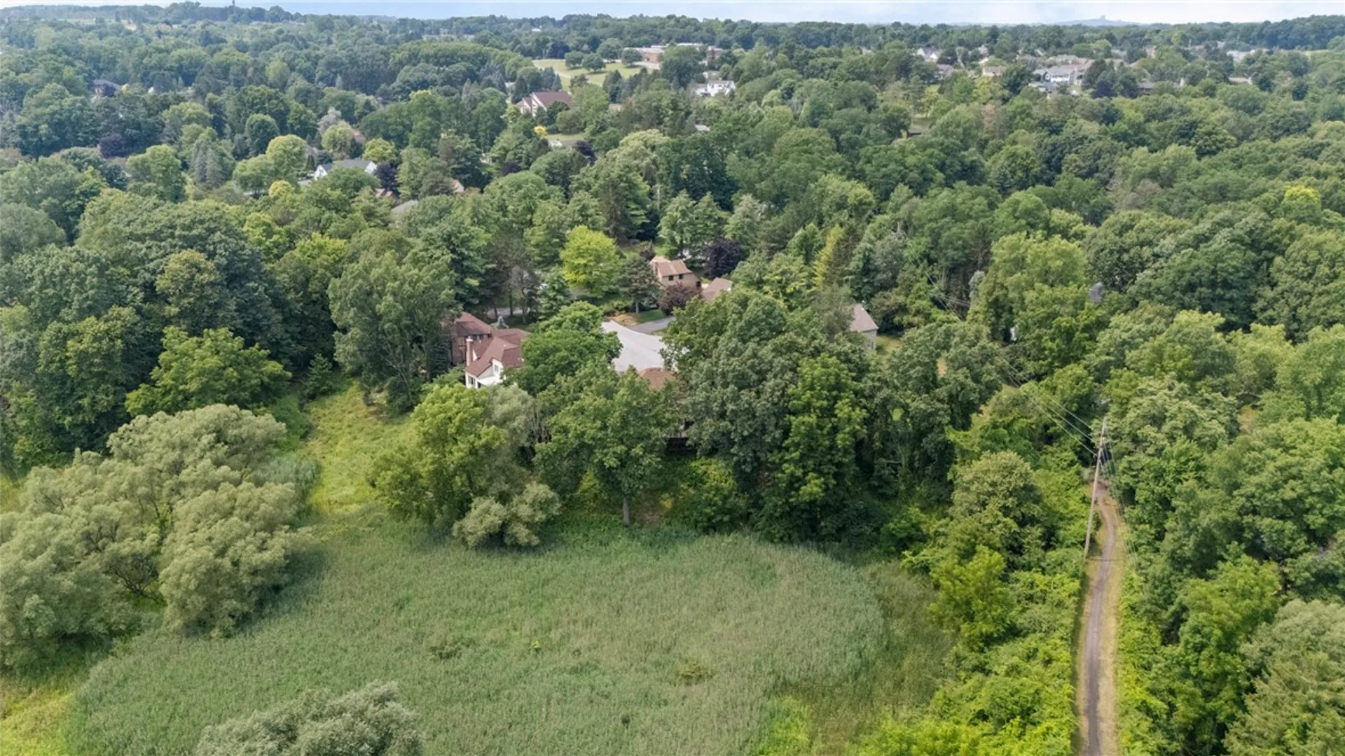 Property at 7 Touraine Court, Pittsford, NY 14534 46