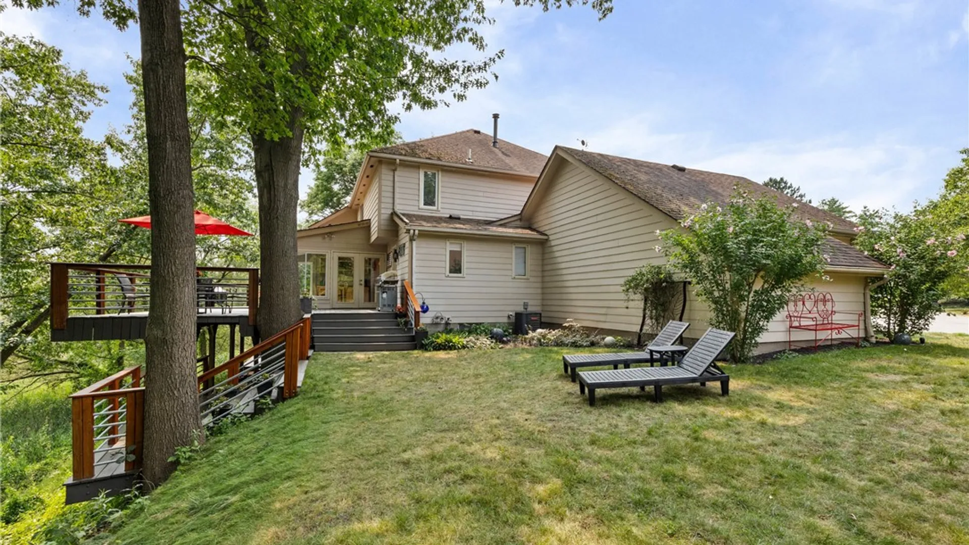 Property at 7 Touraine Court, Pittsford, NY 14534 48