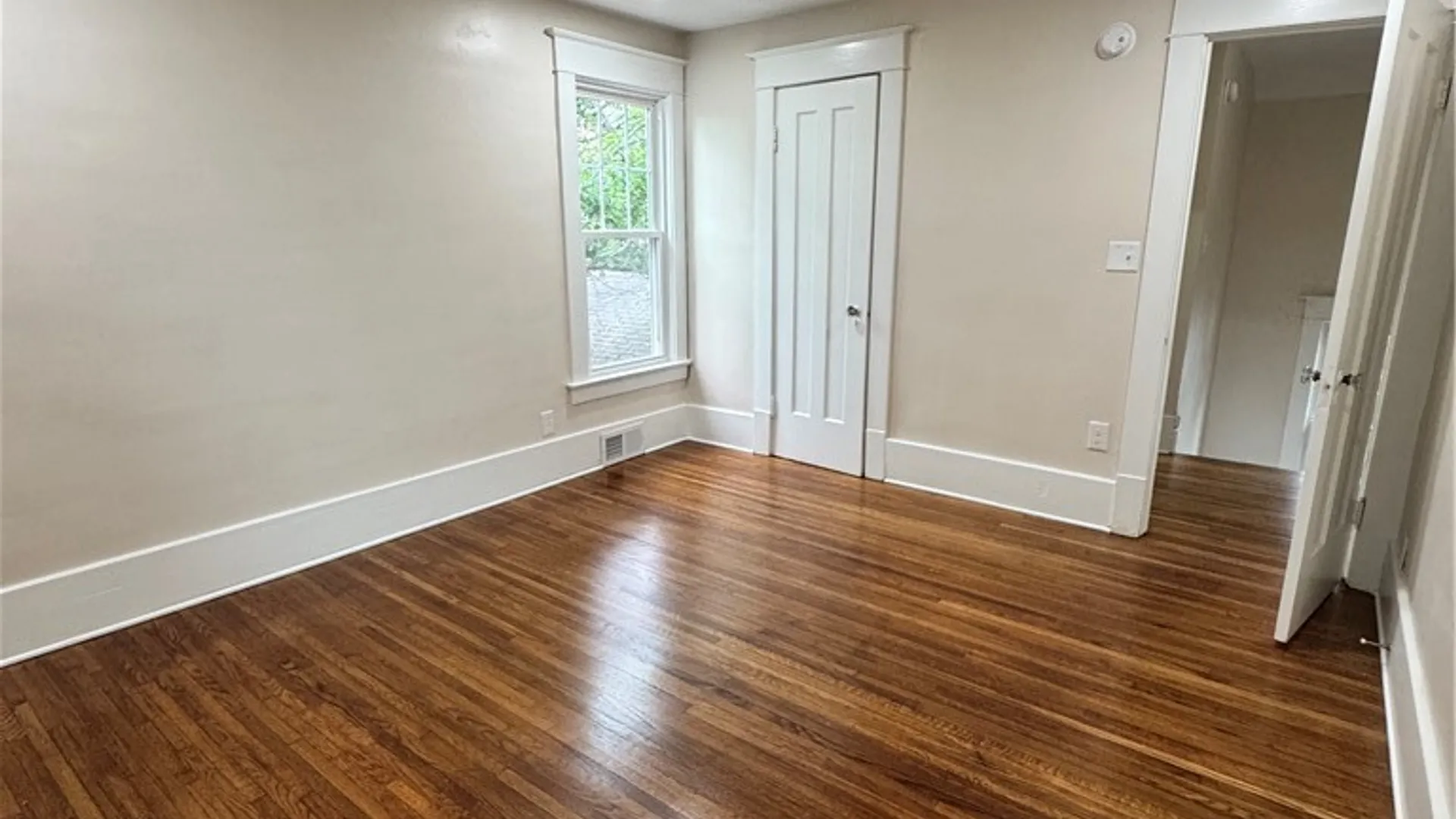 Property at 101 Strathmore Avenue, Buffalo, NY 14220 23