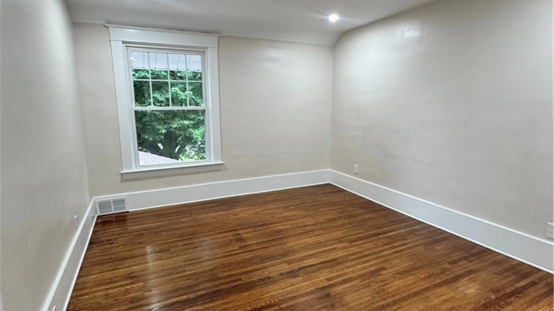 Property at 101 Strathmore Avenue, Buffalo, NY 14220 26