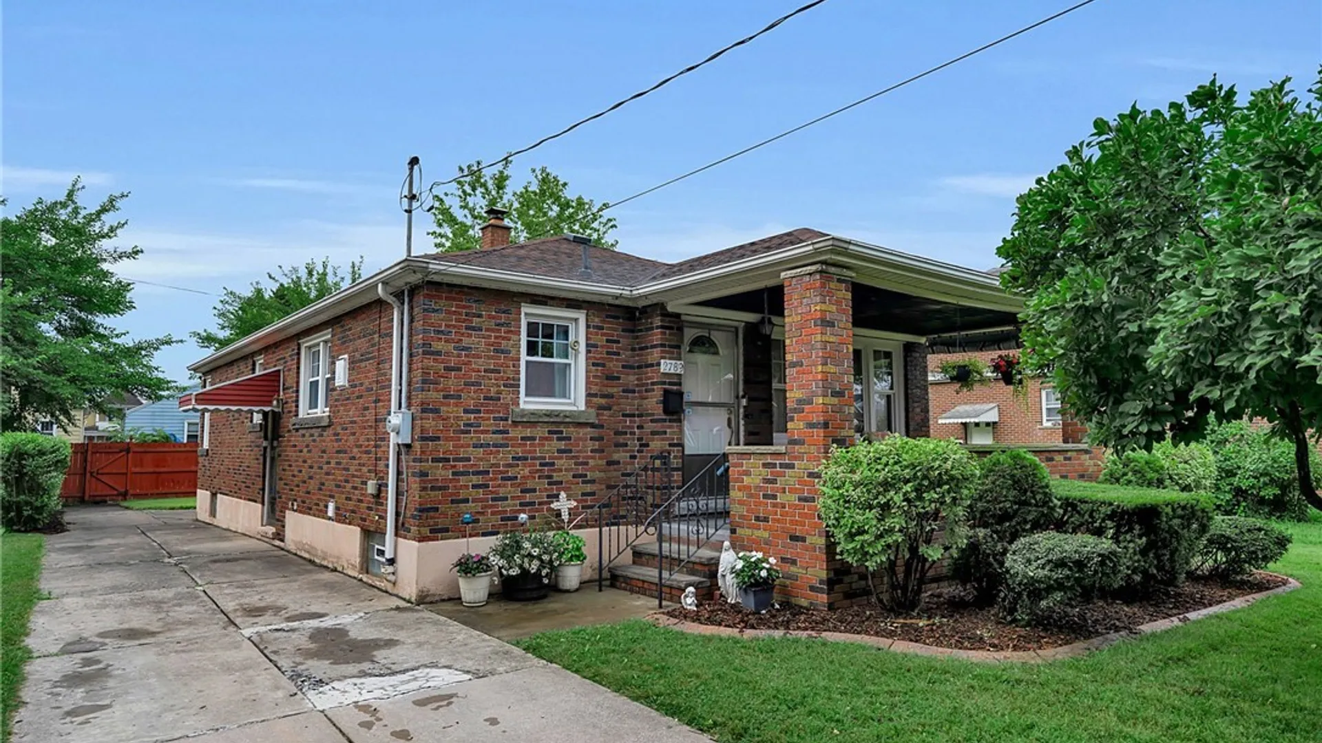 Property at 2789 Orleans Avenue, Niagara Falls, NY 14303 2