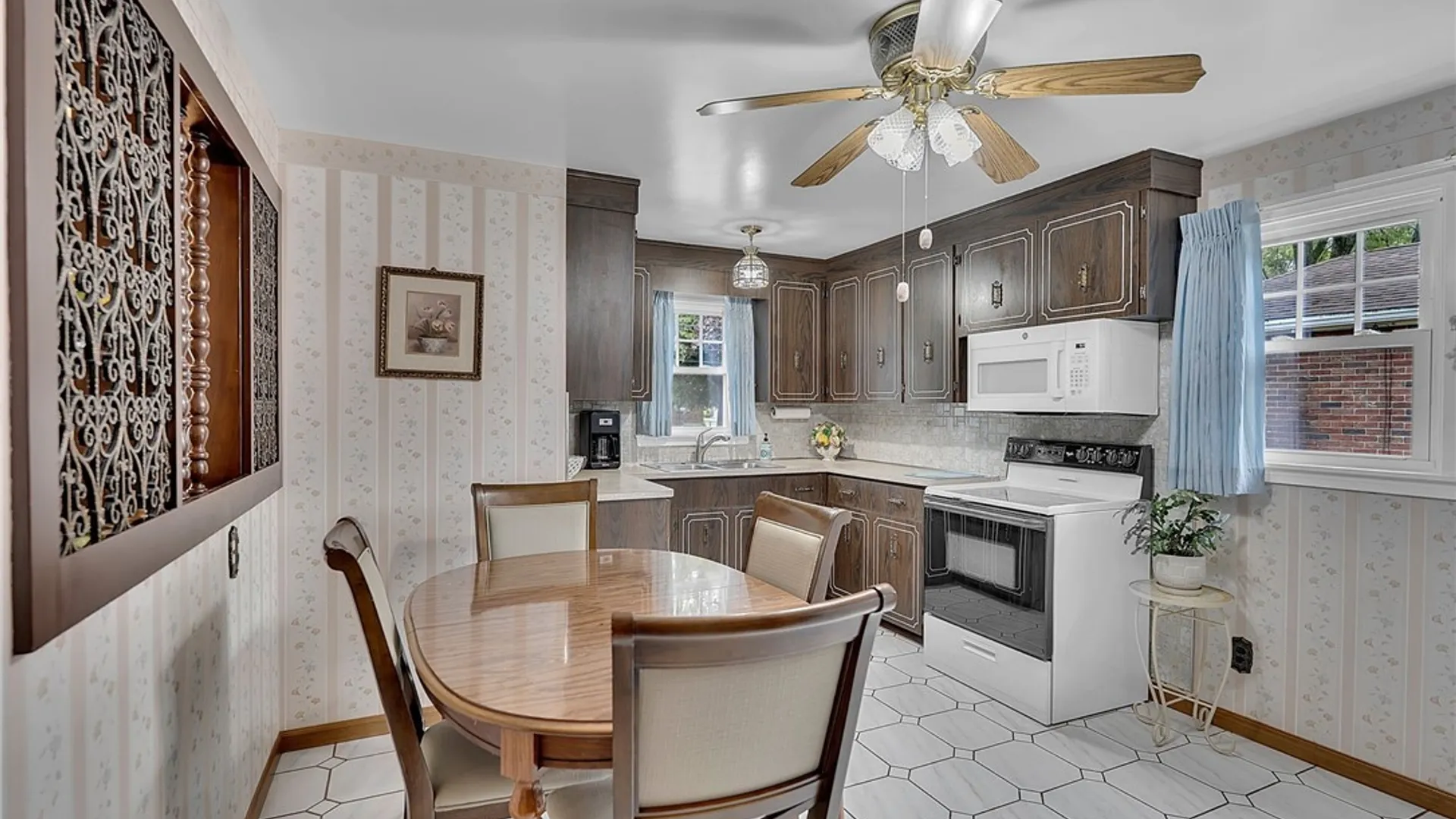 Property at 2789 Orleans Avenue, Niagara Falls, NY 14303 14