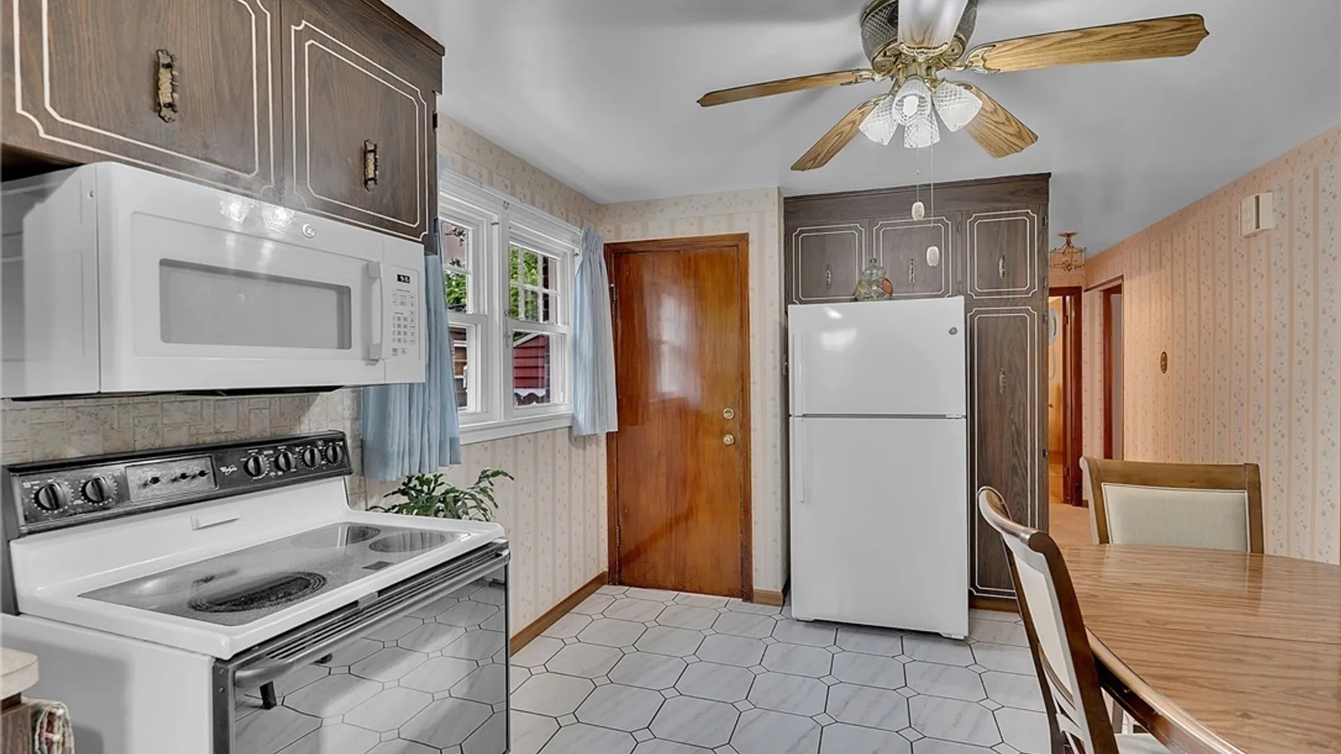 Property at 2789 Orleans Avenue, Niagara Falls, NY 14303 15