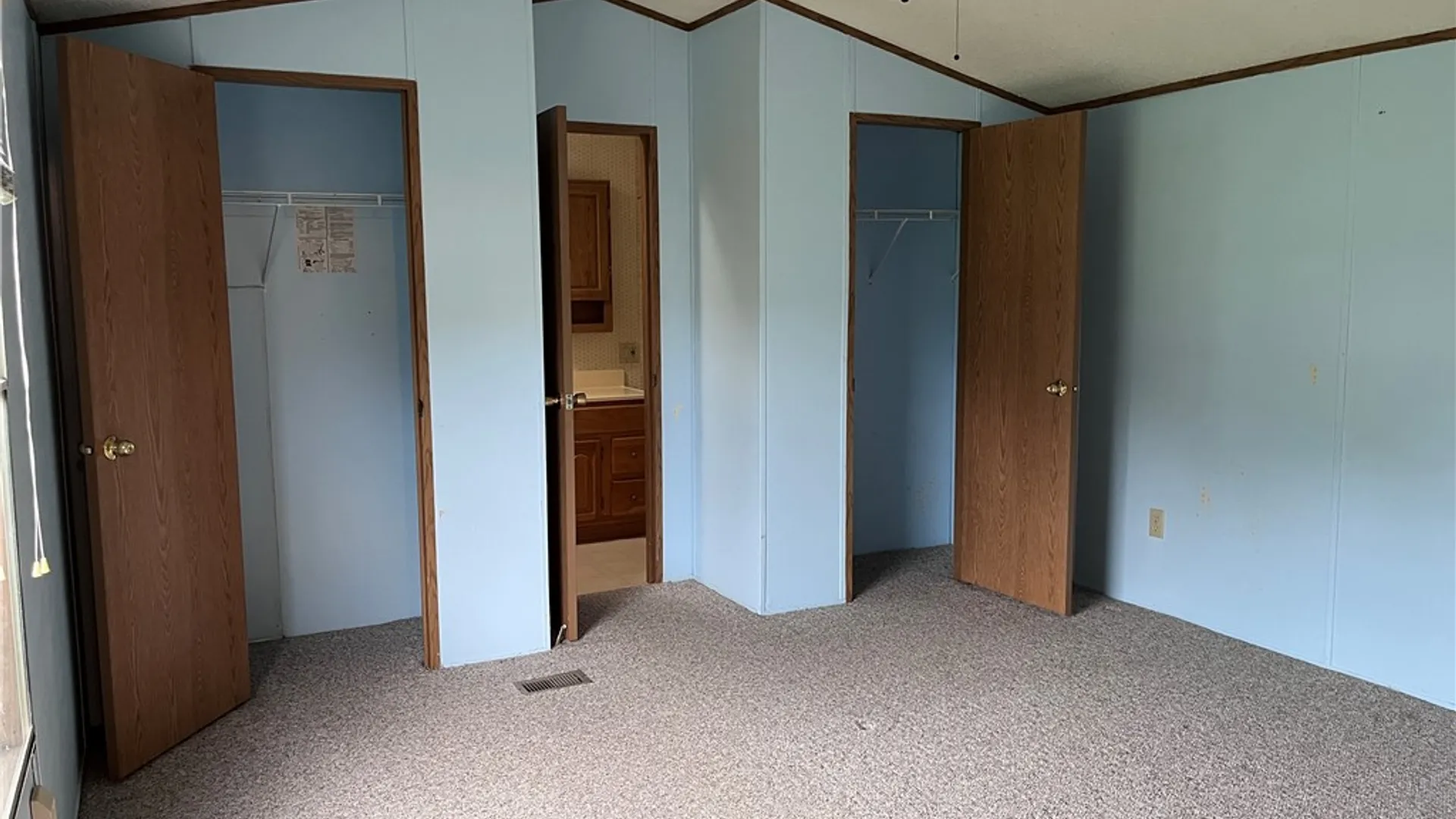 Property at 15 Arrowhead Drive, Fayette, NY 13165 20