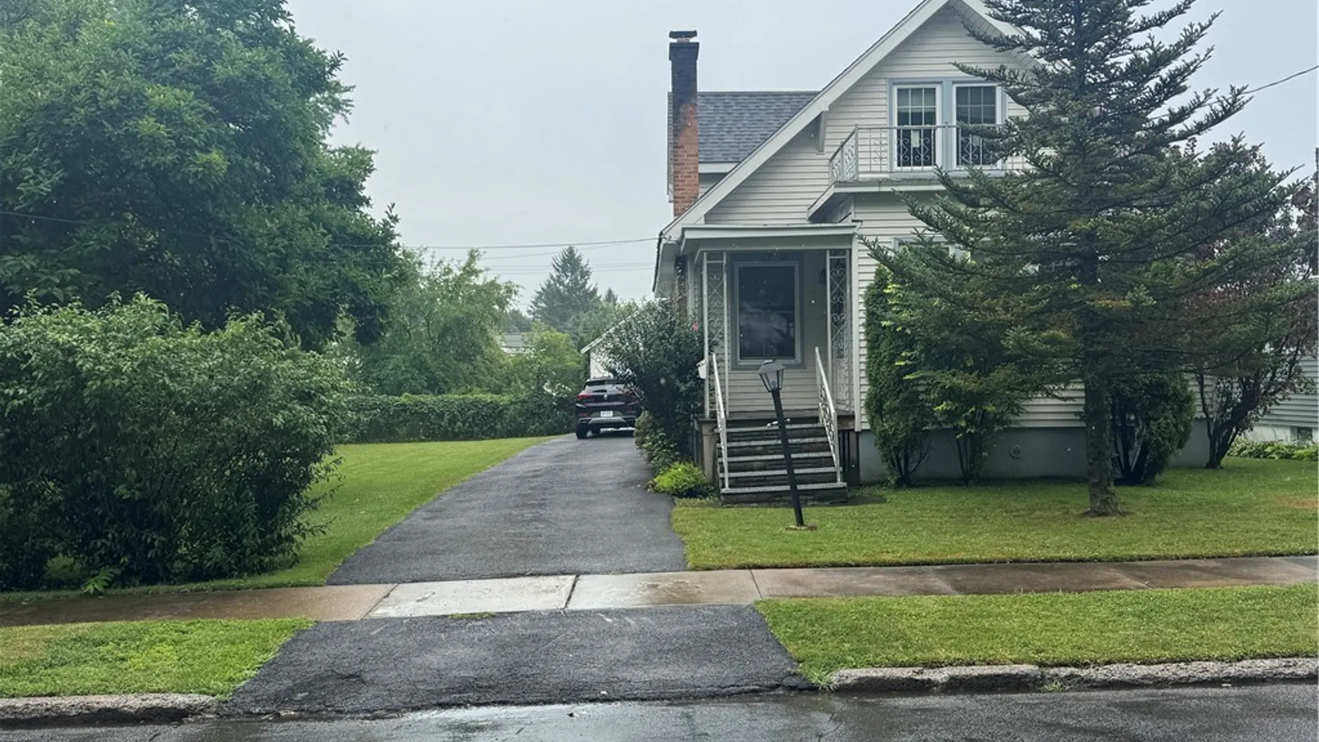Property at 1409 Nellis Place, Utica, NY 13502 3