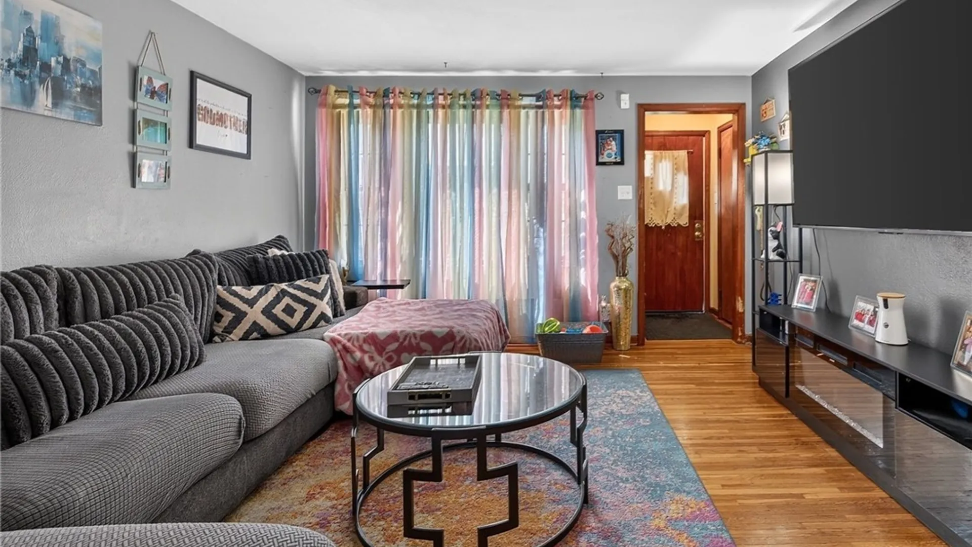 Property at 2482 Forest Avenue, Niagara Falls, NY 14301 3