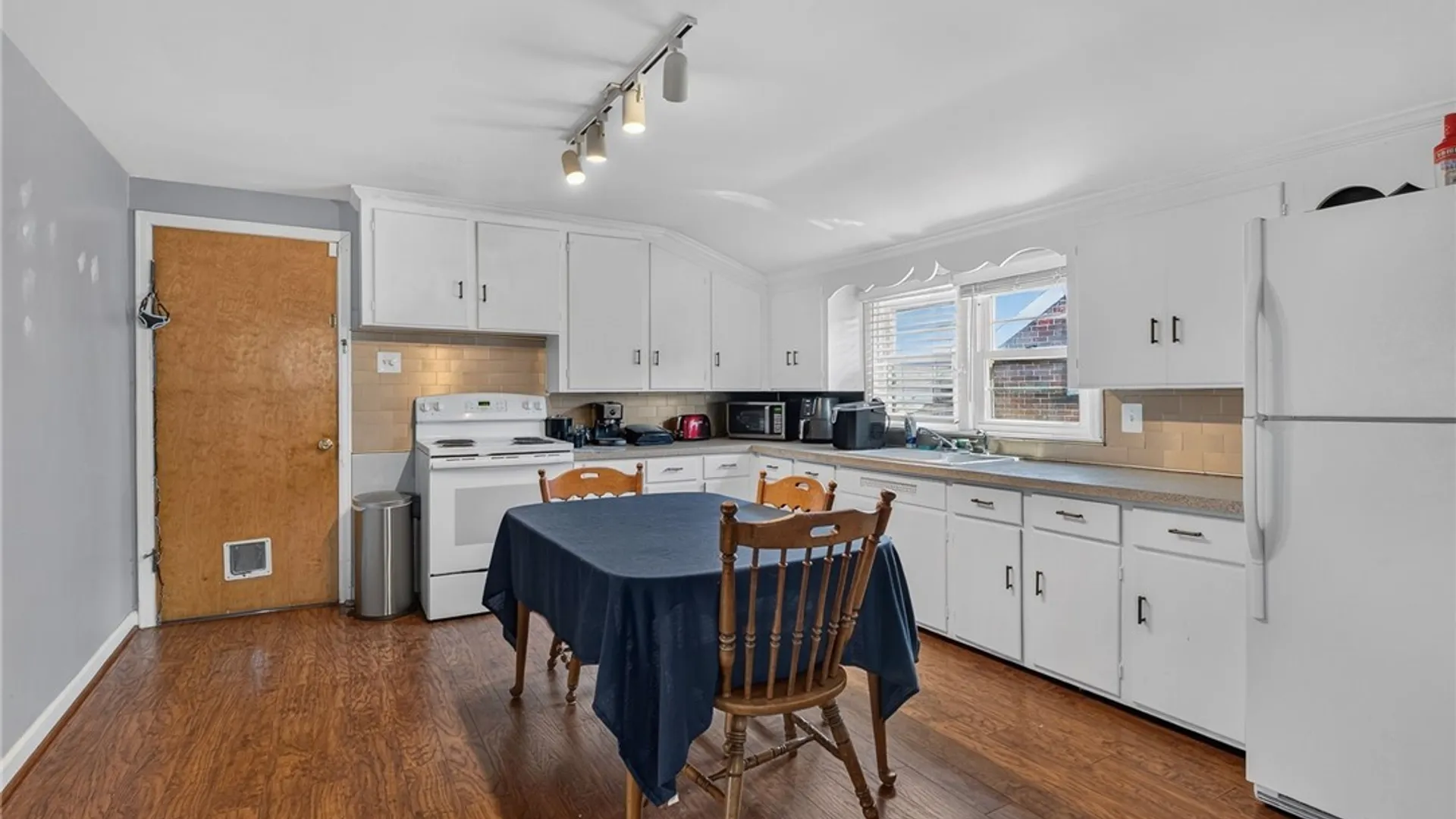 Property at 2482 Forest Avenue, Niagara Falls, NY 14301 19