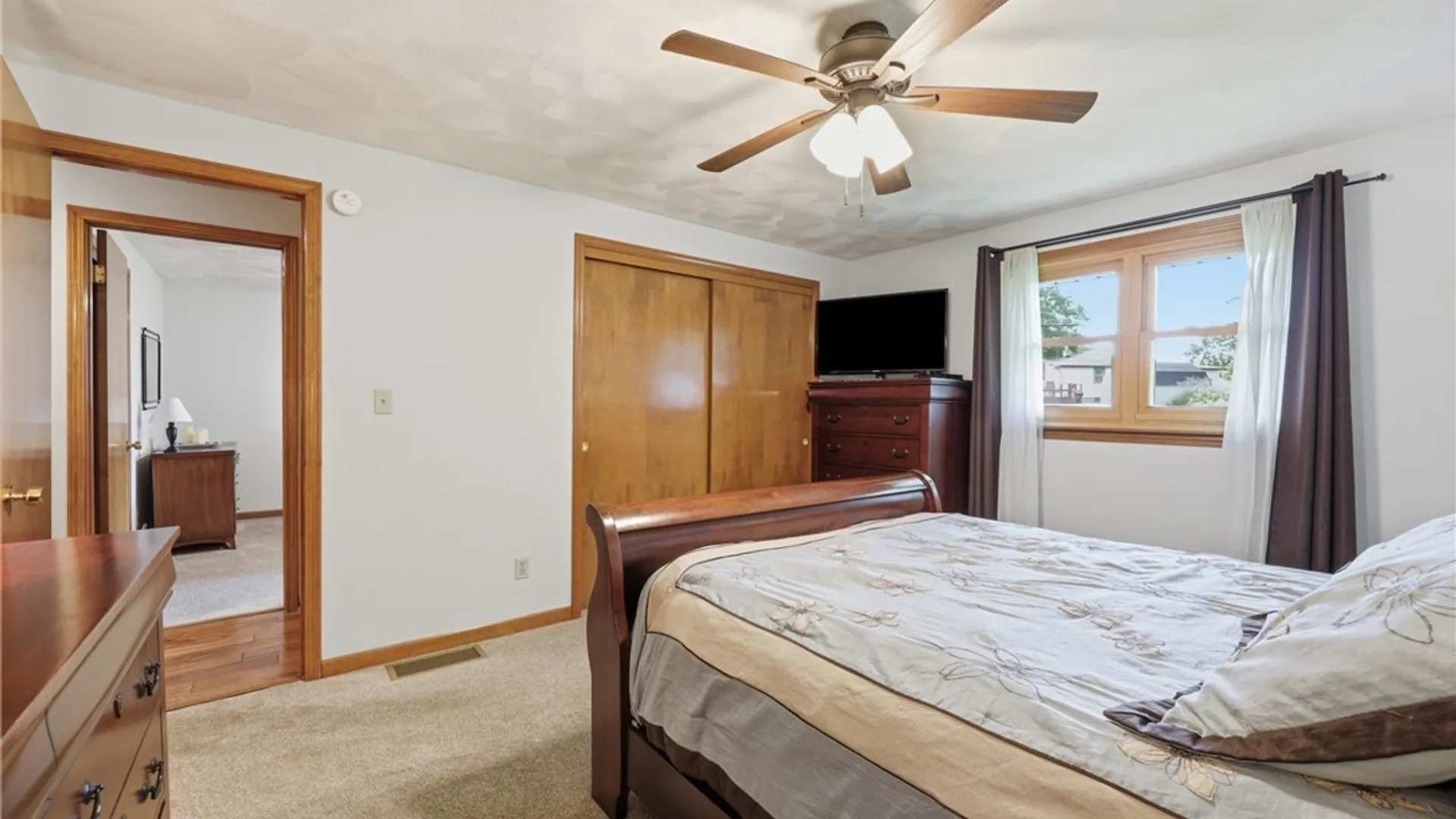 Property at 312 Barbados Drive, Cheektowaga, NY 14227 22