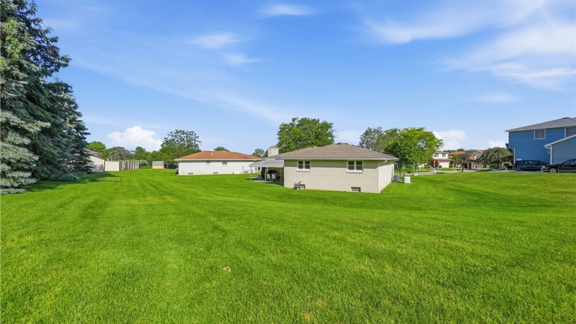 Property at 312 Barbados Drive, Cheektowaga, NY 14227 38