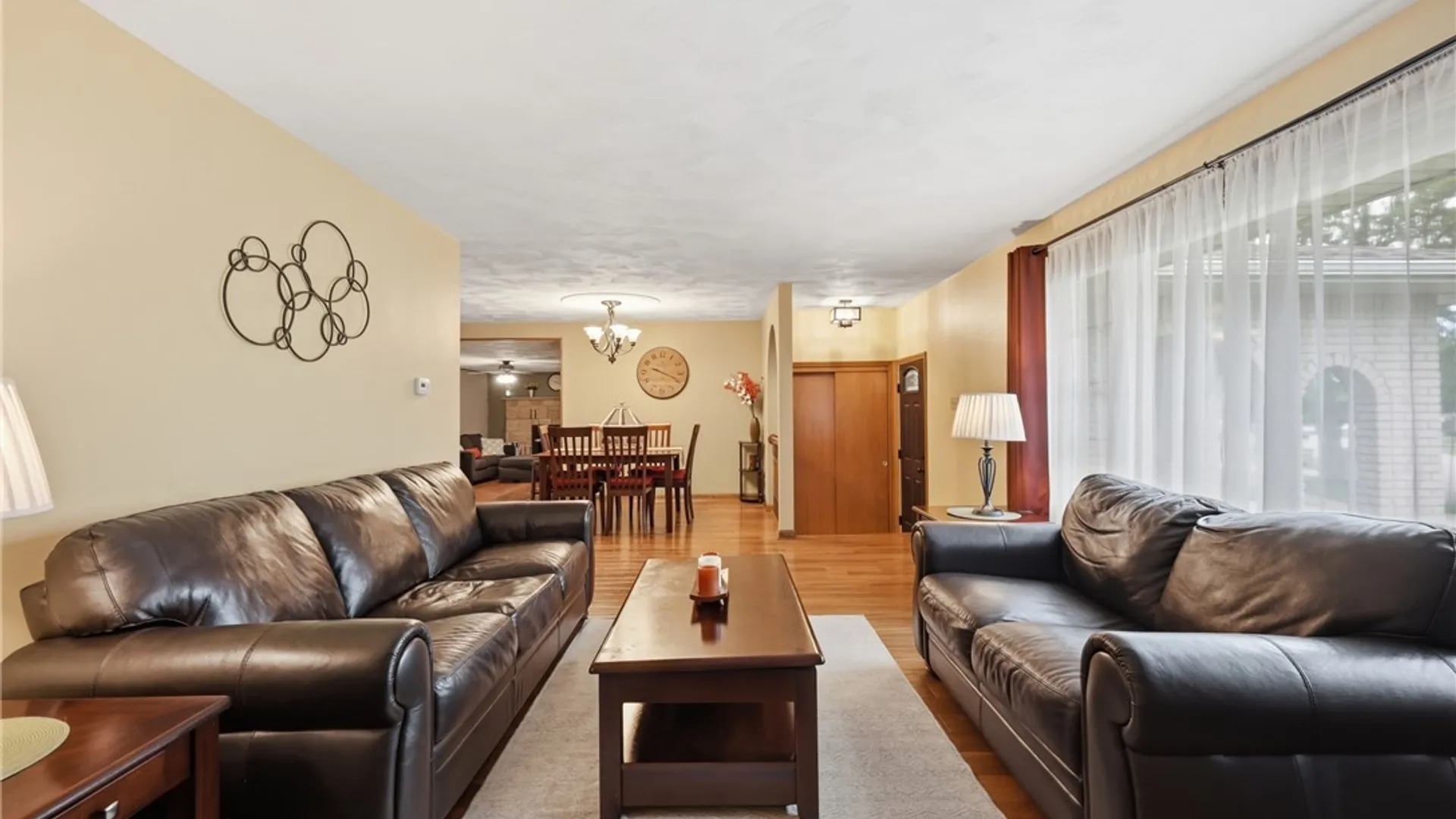 Property at 312 Barbados Drive, Cheektowaga, NY 14227 5
