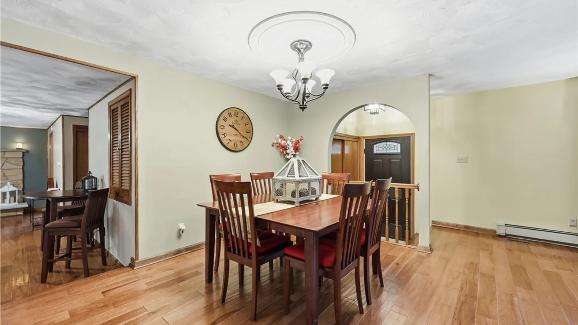 Property at 312 Barbados Drive, Cheektowaga, NY 14227 11