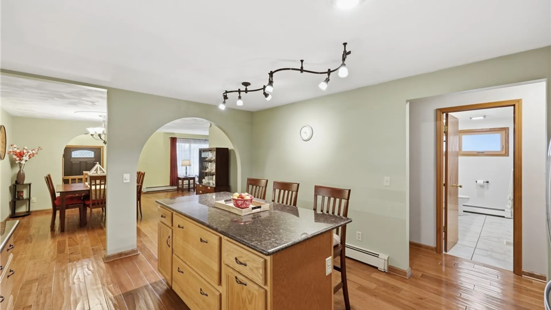 Property at 312 Barbados Drive, Cheektowaga, NY 14227 14