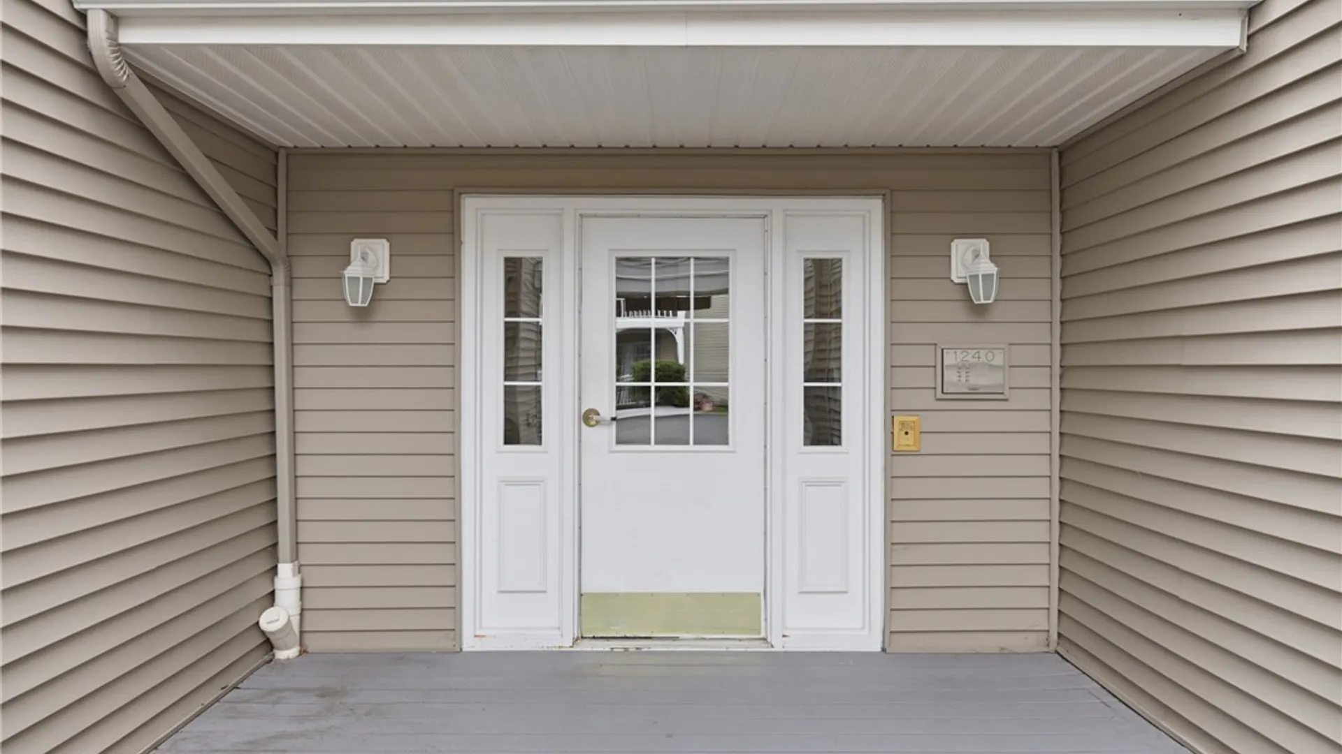 Property at 1240 Youngs Road, Amherst, NY 14221 3