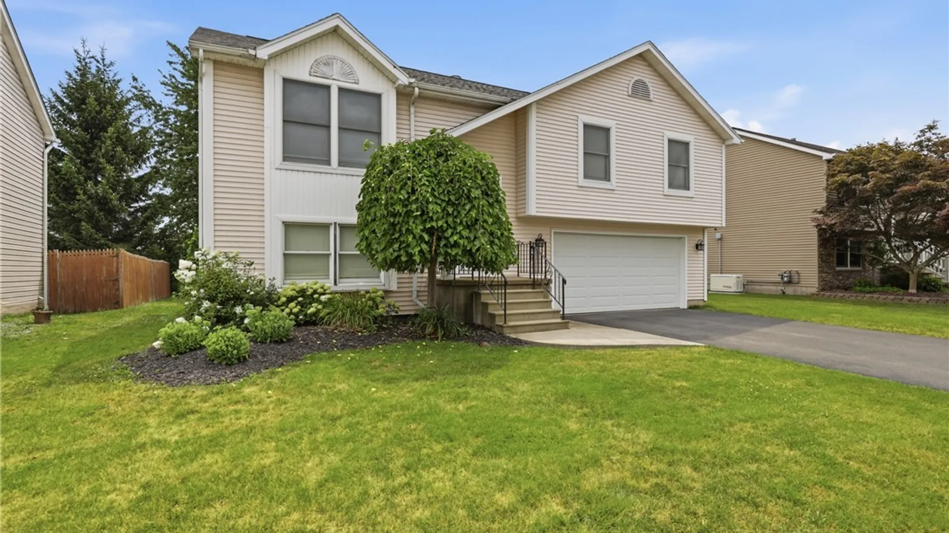 Property at 76 Doehaven Circle, Lancaster, NY 14043 3